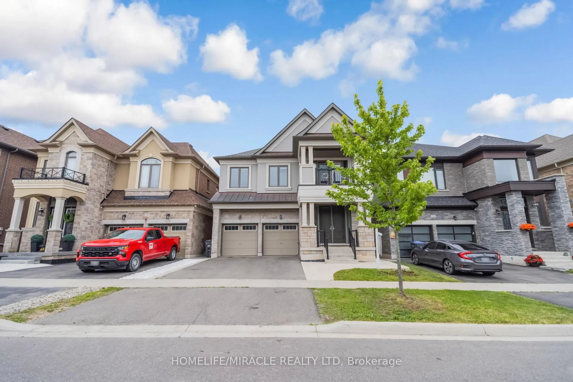 Photo 1 of 16 Lyle Way, Brampton, Credit Valley — HOMEH