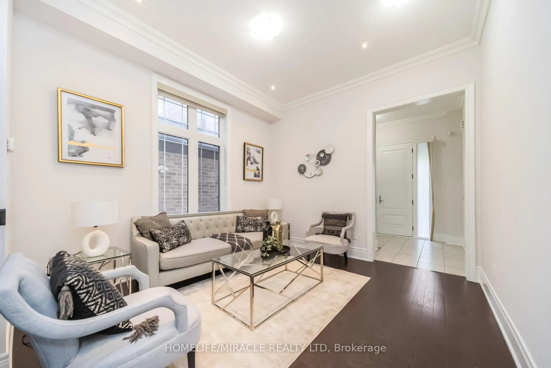 Photo 6 of 16 Lyle Way, Brampton, Credit Valley — HOMEH