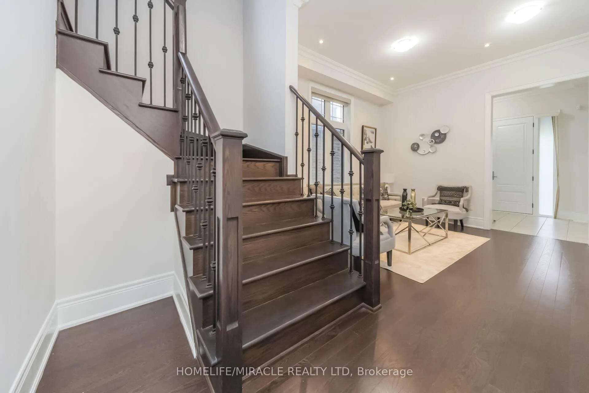 Photo 15 of 16 Lyle Way, Brampton, Credit Valley — HOMEH