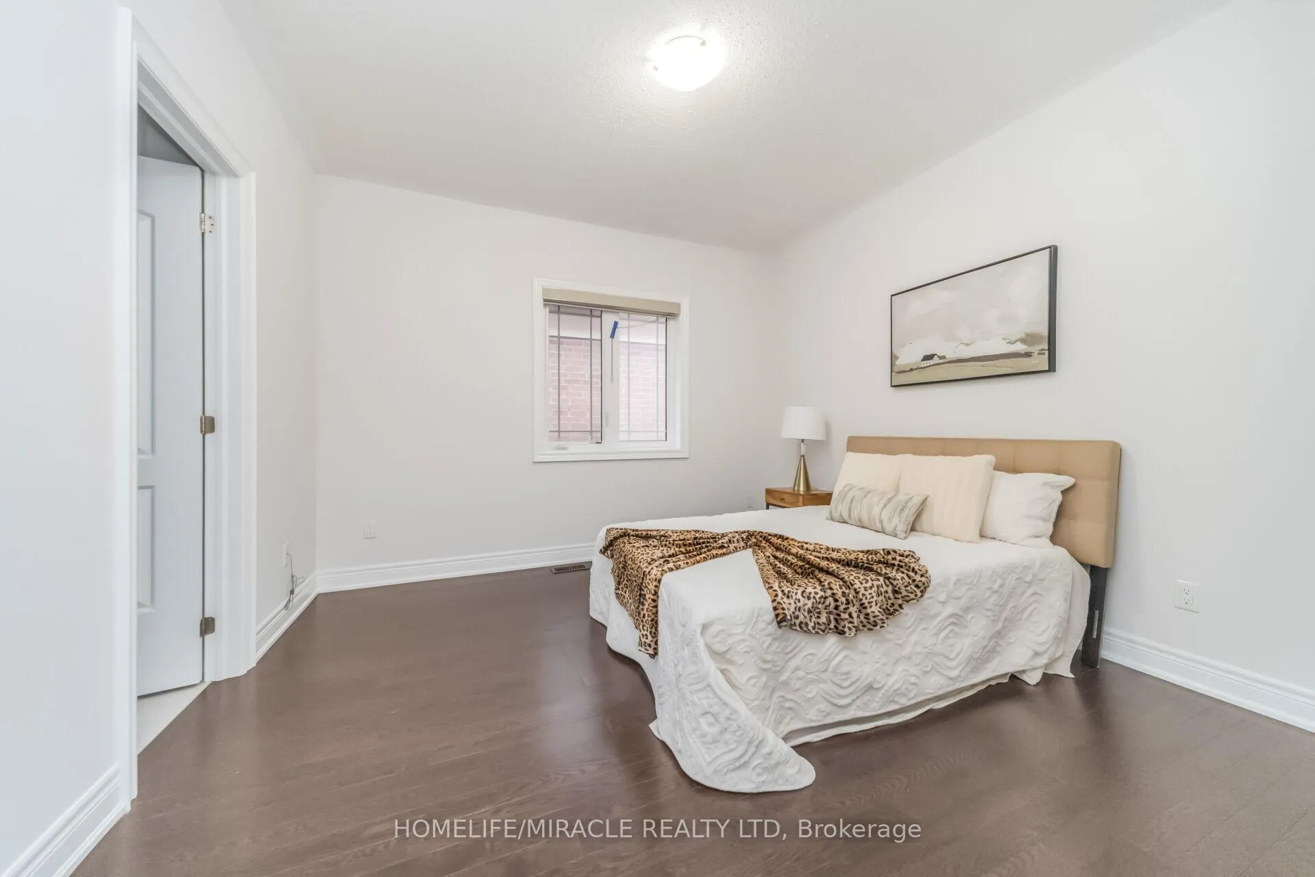 Photo 26 of 16 Lyle Way, Brampton, Credit Valley — HOMEH
