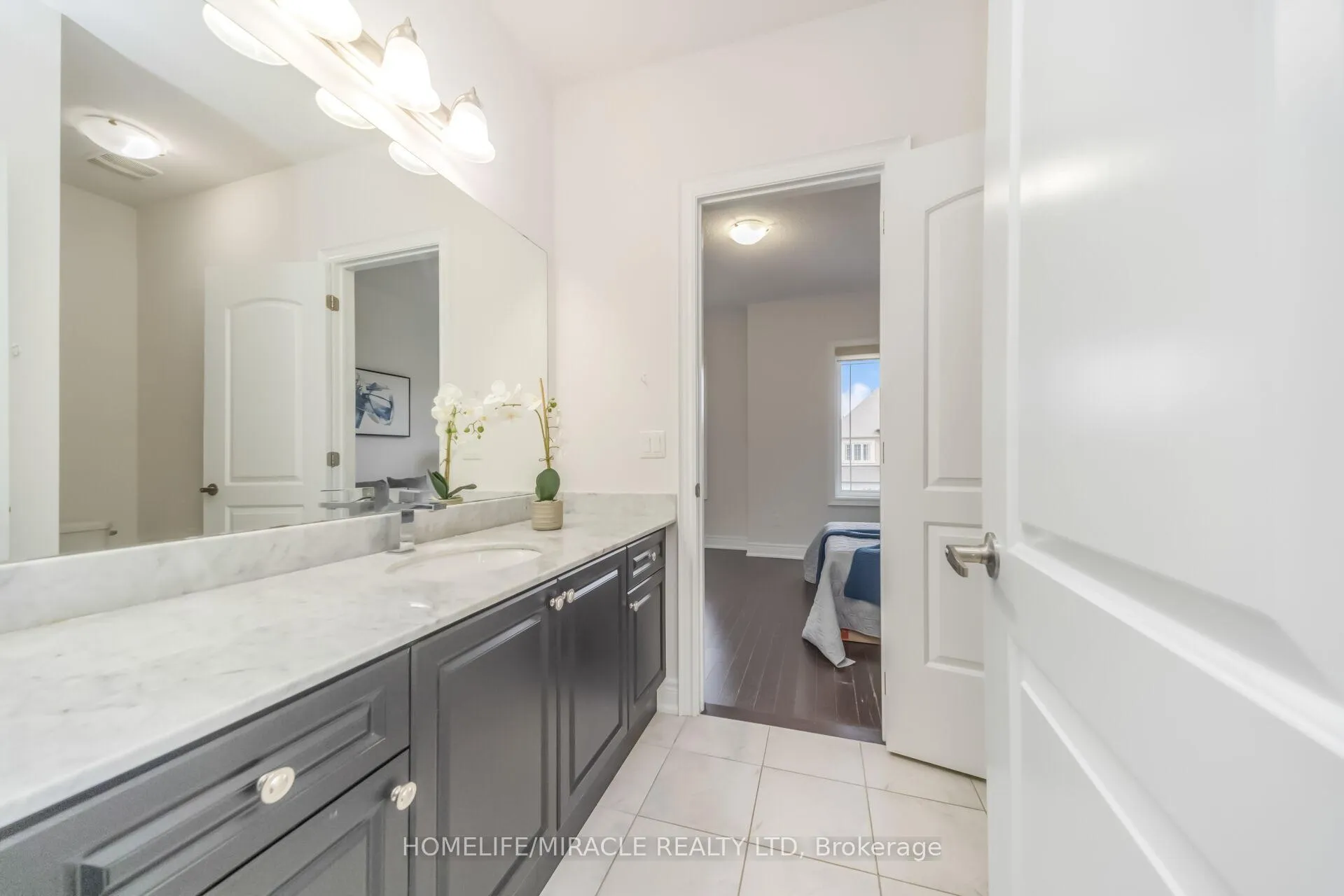 Photo 28 of 16 Lyle Way, Brampton, Credit Valley — HOMEH
