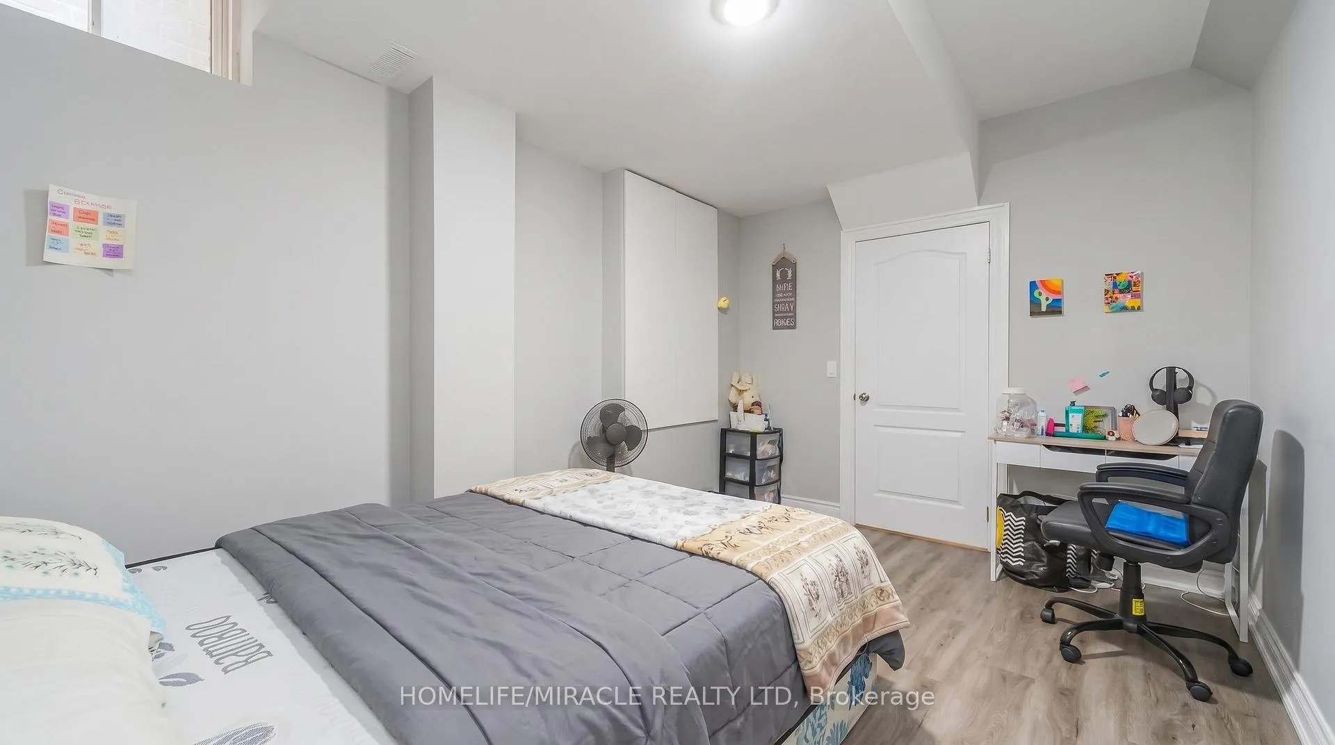 Photo 46 of 16 Lyle Way, Brampton, Credit Valley — HOMEH