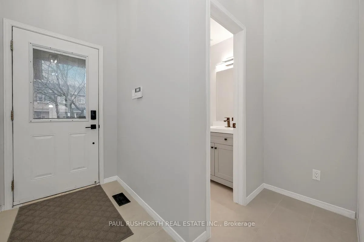 Photo 3 of 558 Louis Toscano Drive, Ottawa, Avalon East — HOMEH