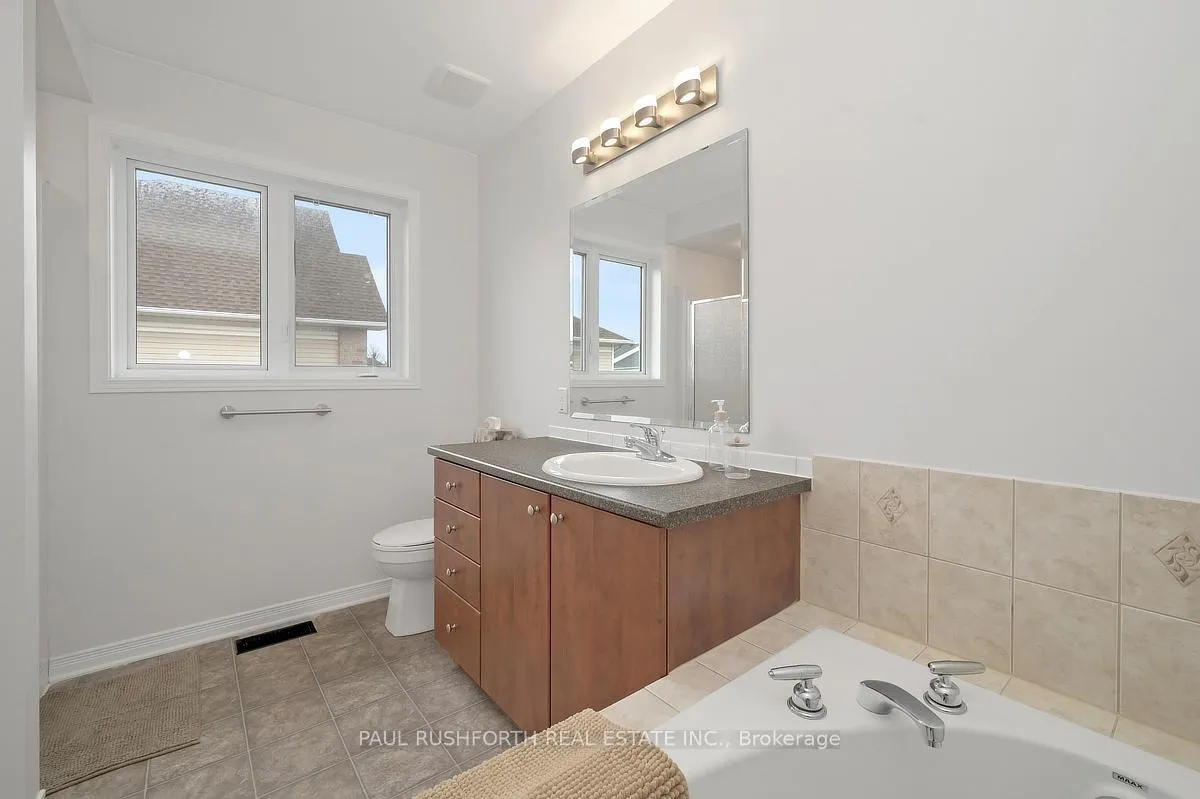Photo 22 of 558 Louis Toscano Drive, Ottawa, Avalon East — HOMEH