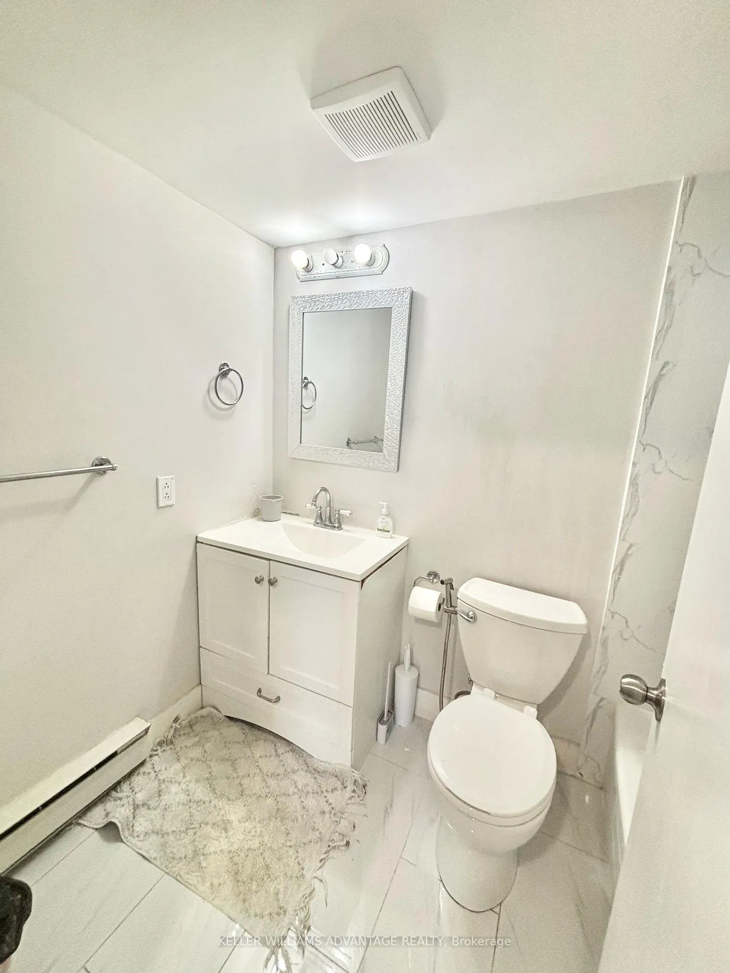 Photo 10 of Unit 1903, 4205 Shipp Drive, Mississauga, City Centre — HOMEH