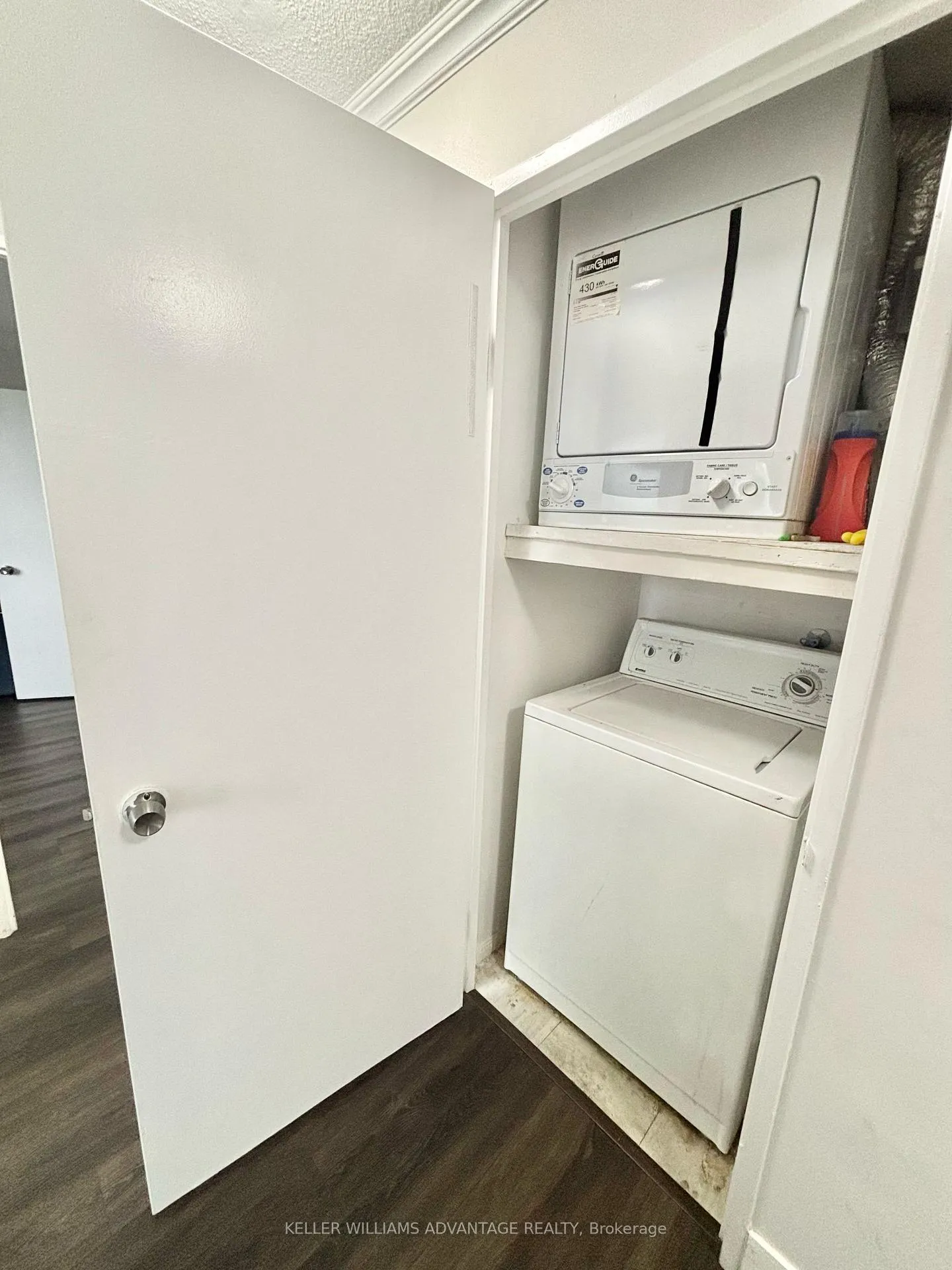Photo 12 of Unit 1903, 4205 Shipp Drive, Mississauga, City Centre — HOMEH