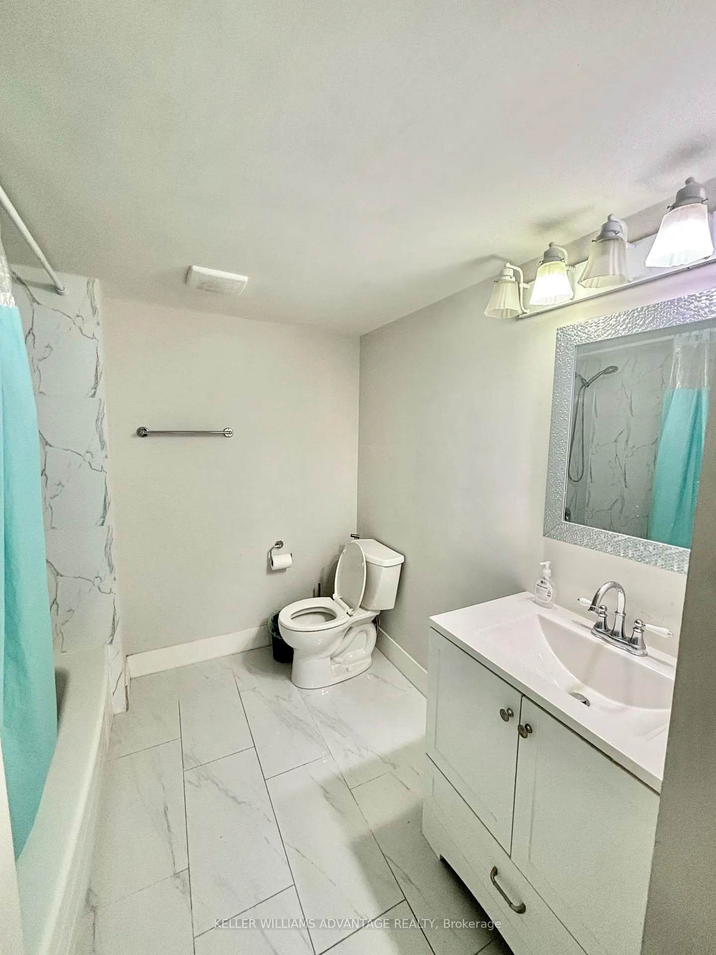 Photo 14 of Unit 1903, 4205 Shipp Drive, Mississauga, City Centre — HOMEH