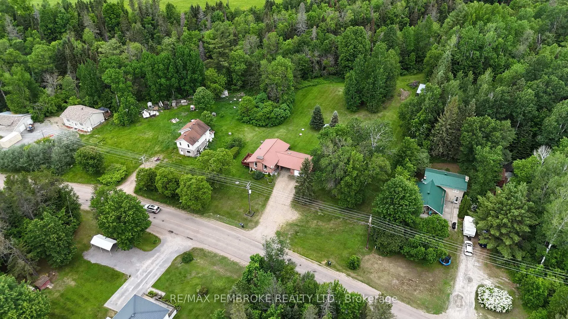 Photo 41 of 66 Sandy Beach Road, Laurentian Valley, Laurentian Valley — HOMEH