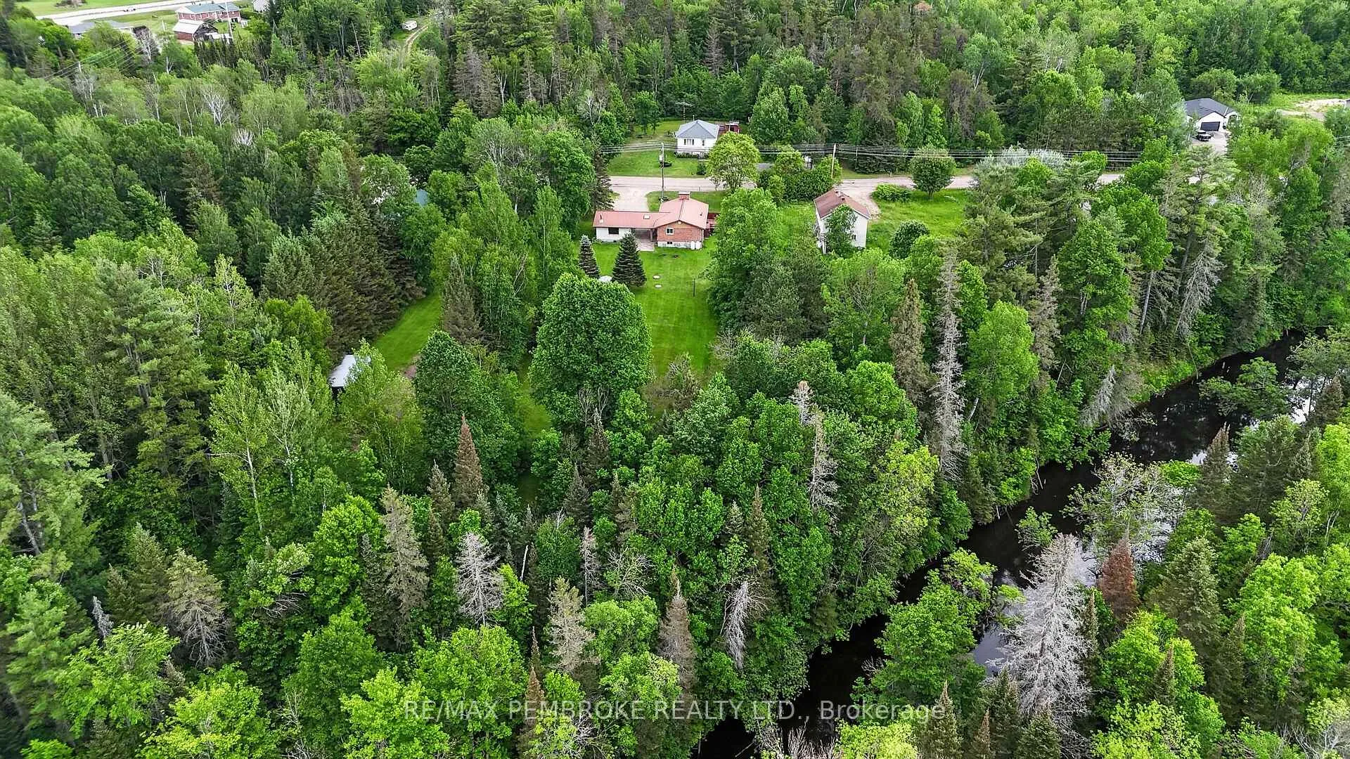 Photo 47 of 66 Sandy Beach Road, Laurentian Valley, Laurentian Valley — HOMEH