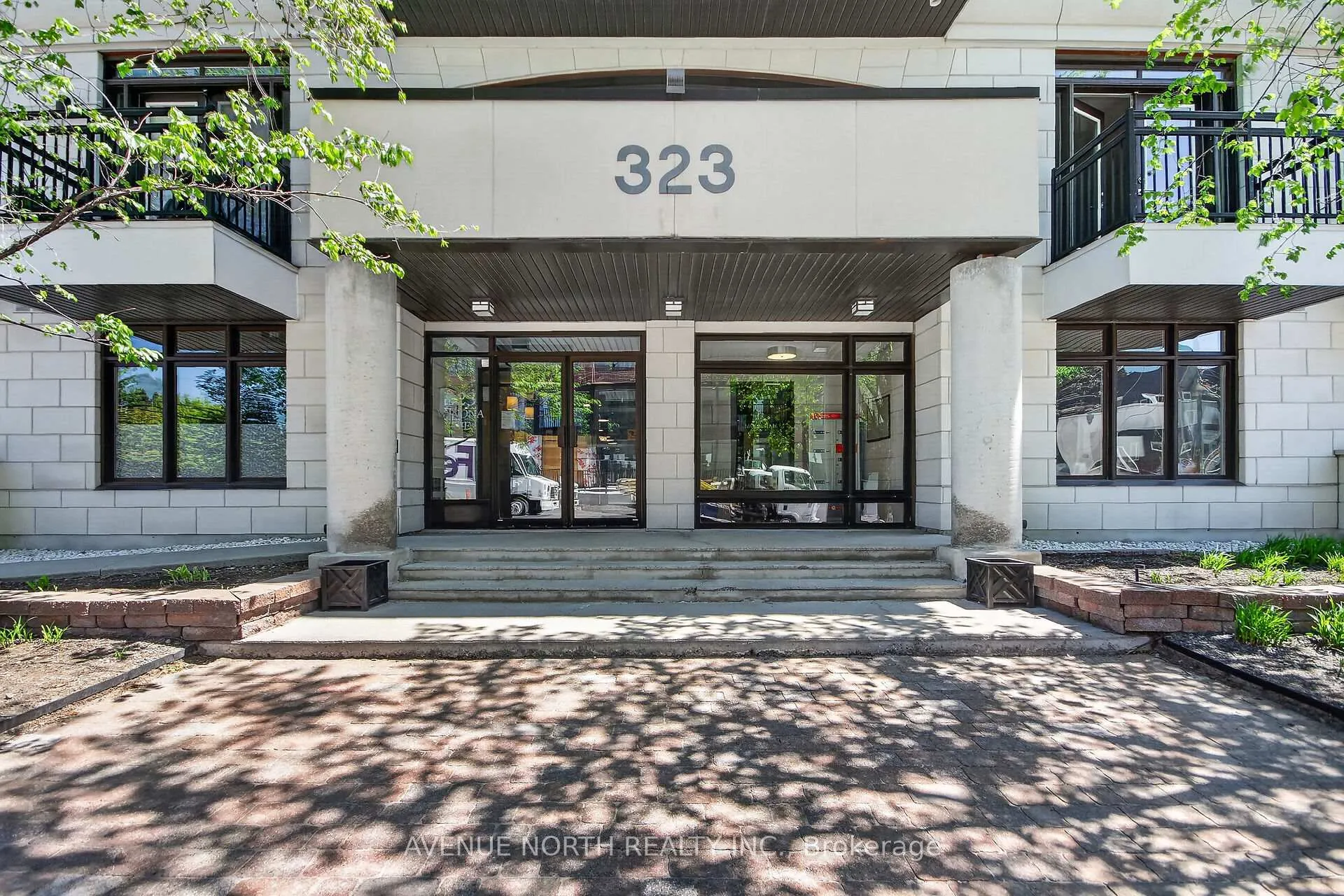 Photo 3 of Unit 402, 323 Winona Avenue, Ottawa, Westboro South — HOMEH