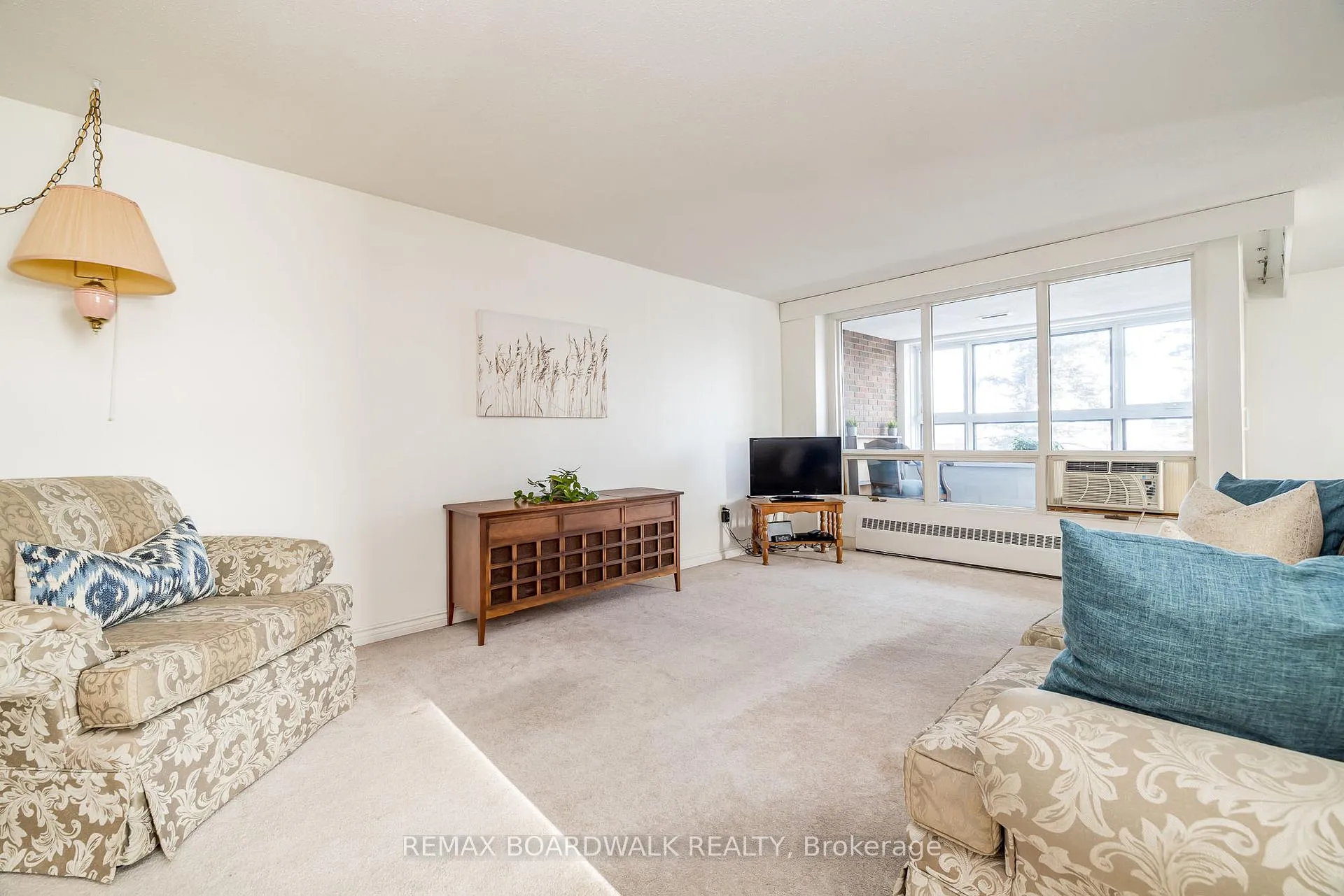 Photo 6 of Unit 204, 1356 Meadowlands Drive E, Ottawa, Borden Farm/Stewart Farm/Carleton Heights/Parkwood Hills — HOMEH