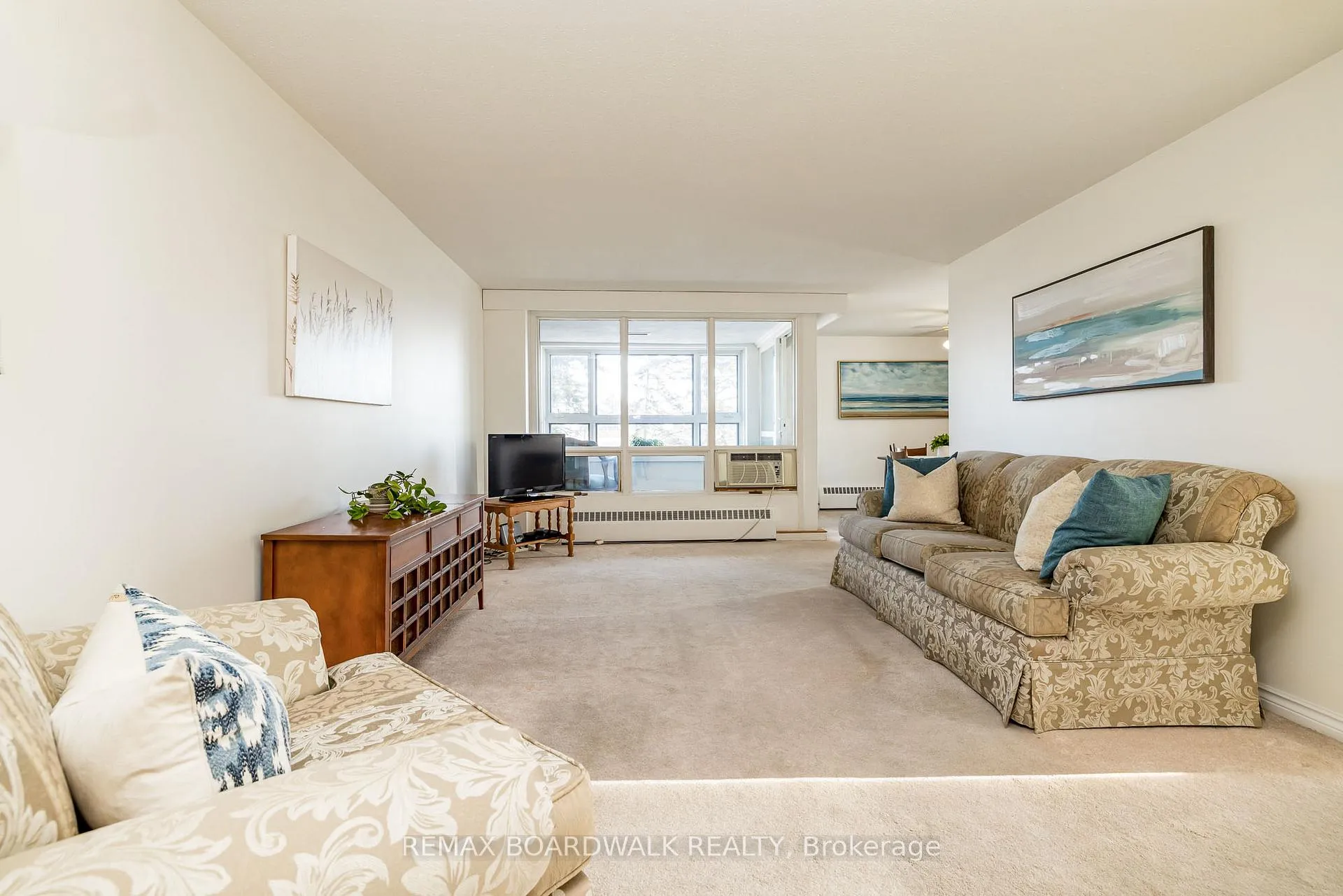 Photo 8 of Unit 204, 1356 Meadowlands Drive E, Ottawa, Borden Farm/Stewart Farm/Carleton Heights/Parkwood Hills — HOMEH