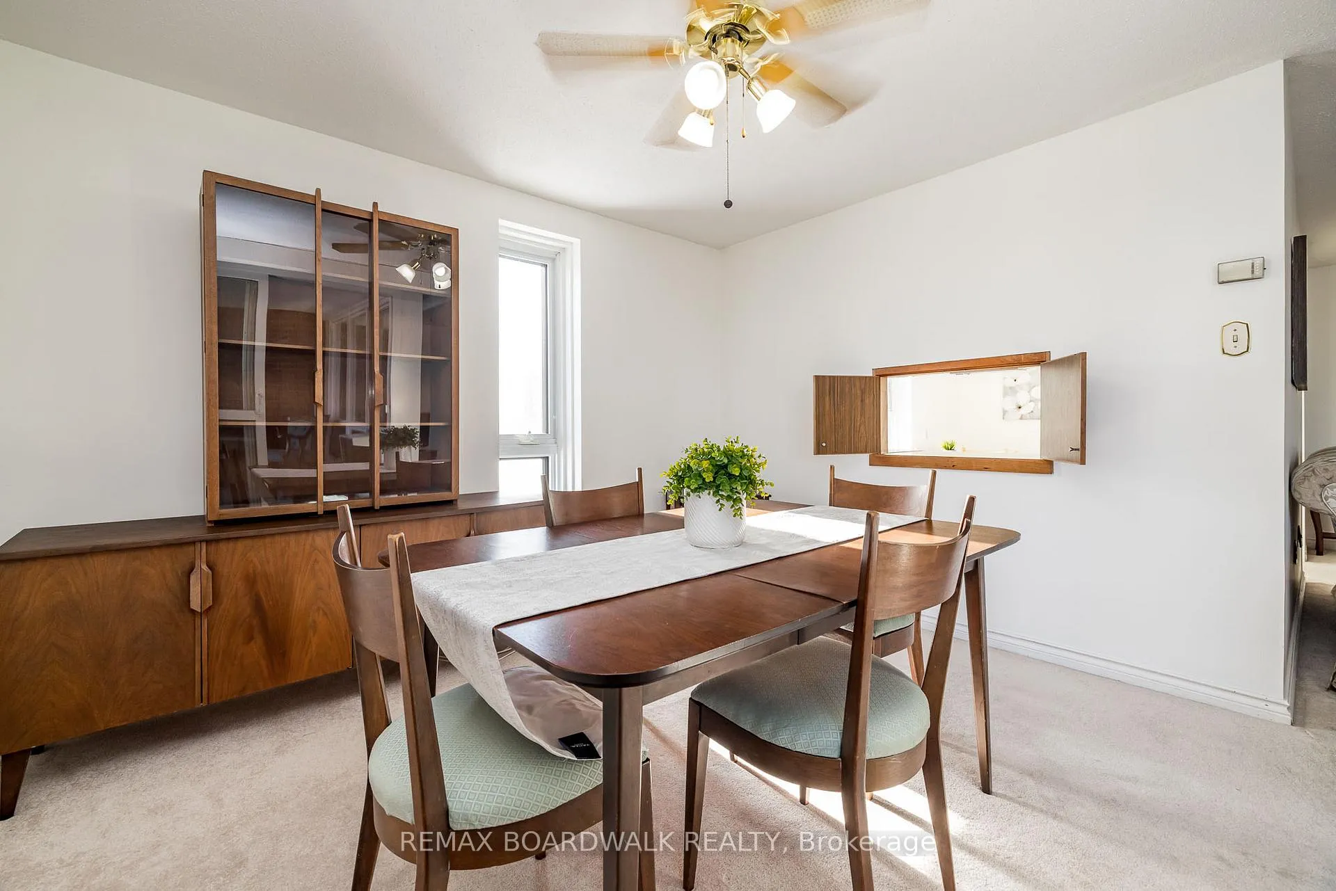 Photo 10 of Unit 204, 1356 Meadowlands Drive E, Ottawa, Borden Farm/Stewart Farm/Carleton Heights/Parkwood Hills — HOMEH
