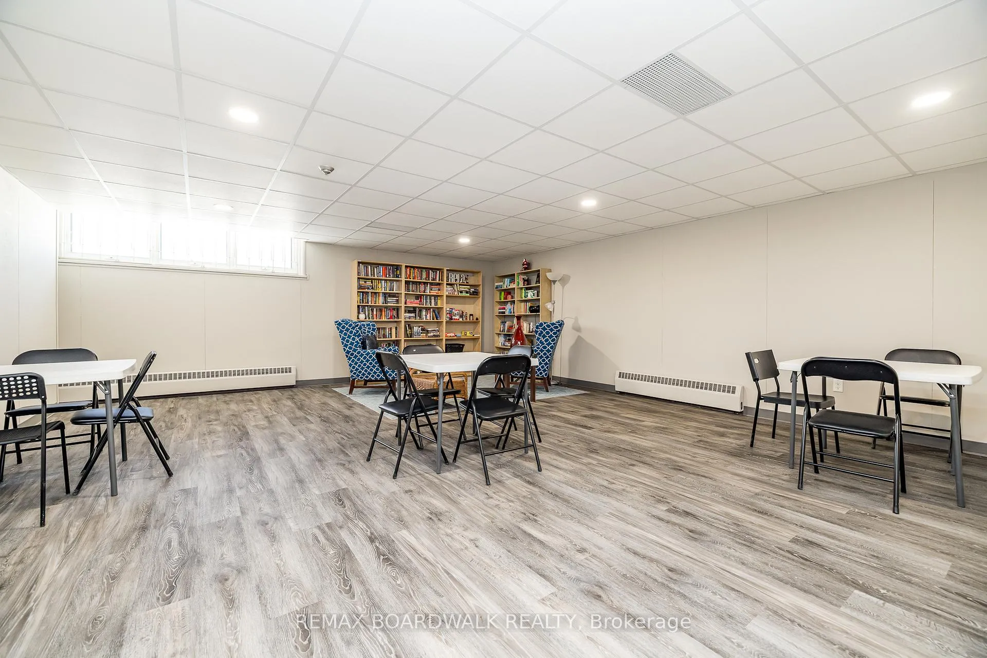 Photo 31 of Unit 204, 1356 Meadowlands Drive E, Ottawa, Borden Farm/Stewart Farm/Carleton Heights/Parkwood Hills — HOMEH