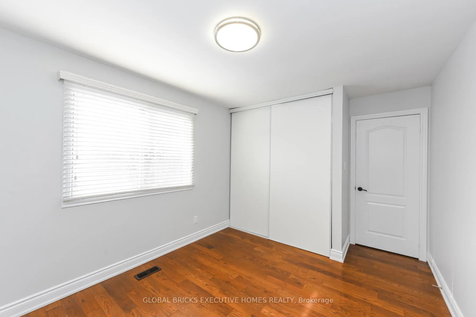 Photo 14 of 77 Blackthorn Lane, Brampton, Brampton North — HOMEH