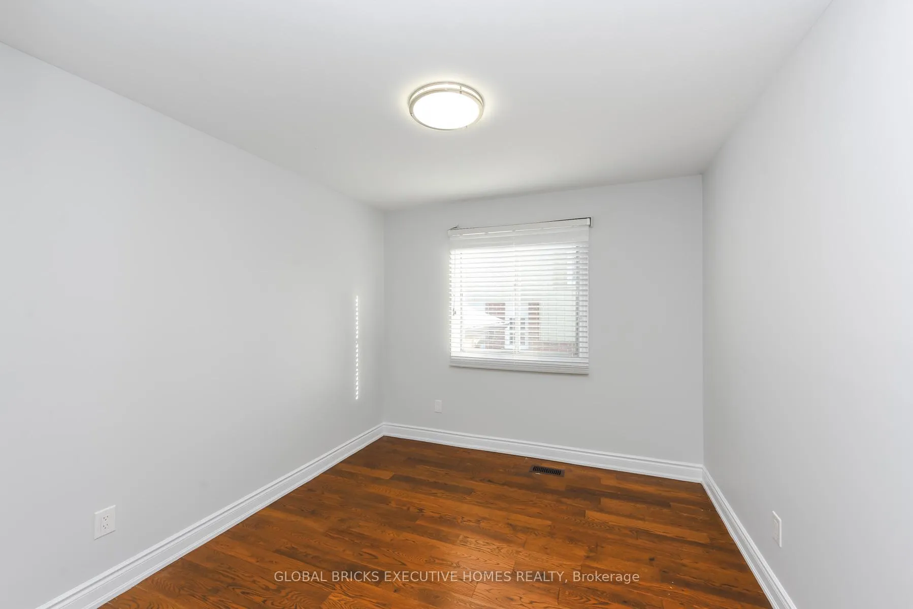 Photo 15 of 77 Blackthorn Lane, Brampton, Brampton North — HOMEH