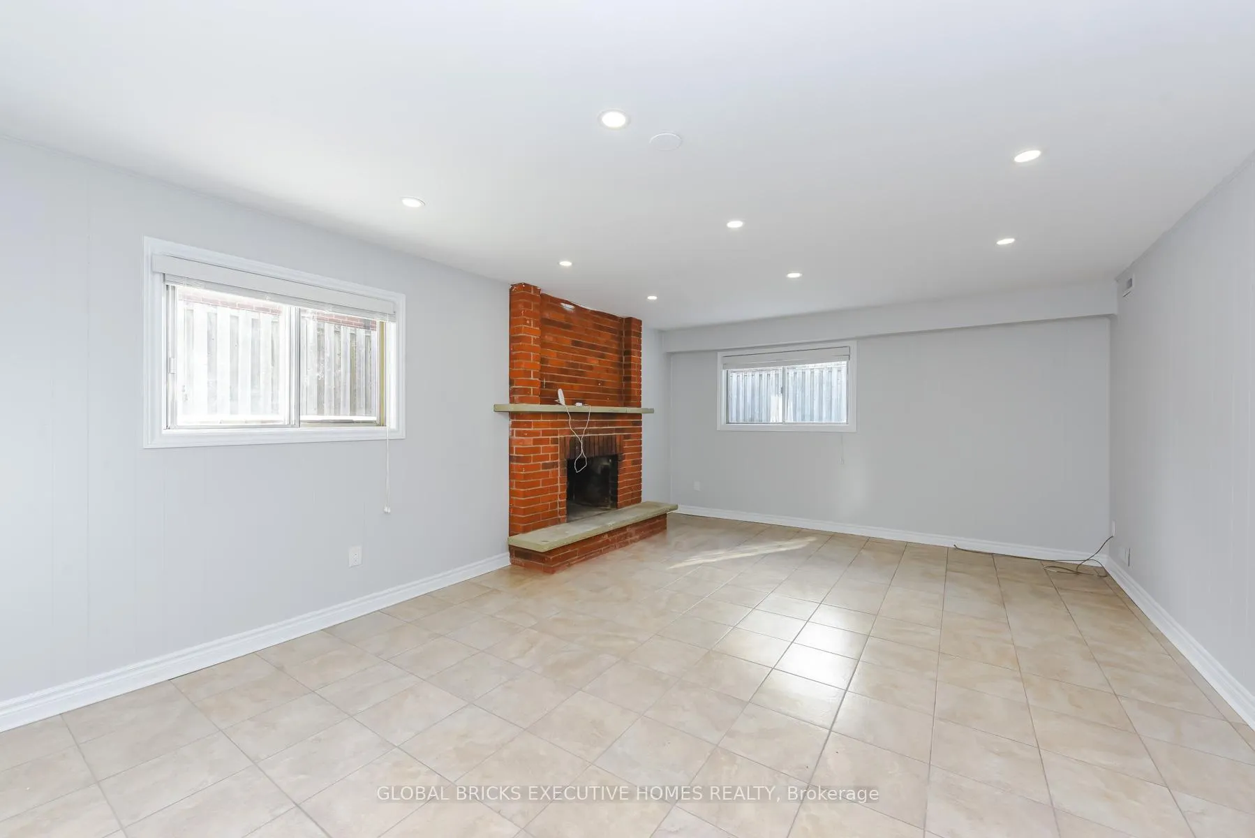 Photo 20 of 77 Blackthorn Lane, Brampton, Brampton North — HOMEH