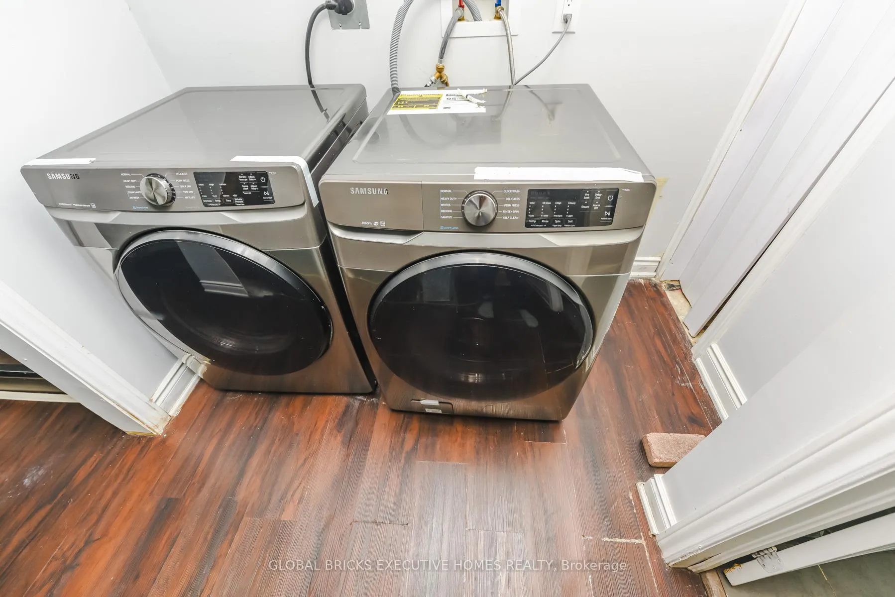 Photo 31 of 77 Blackthorn Lane, Brampton, Brampton North — HOMEH