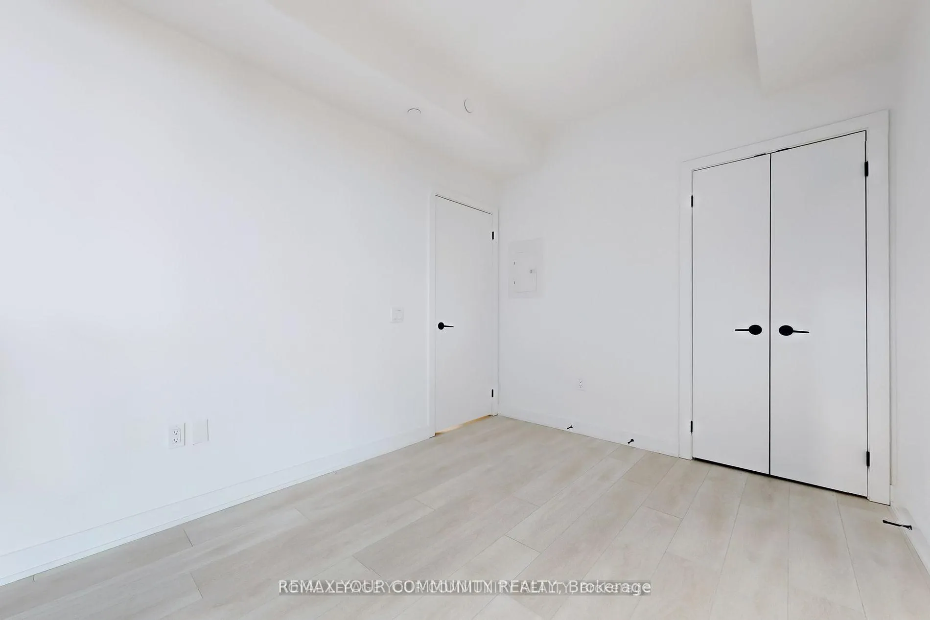 Photo 16 of Unit 1401, 117 Broadway Avenue, Toronto, Mount Pleasant West — HOMEH