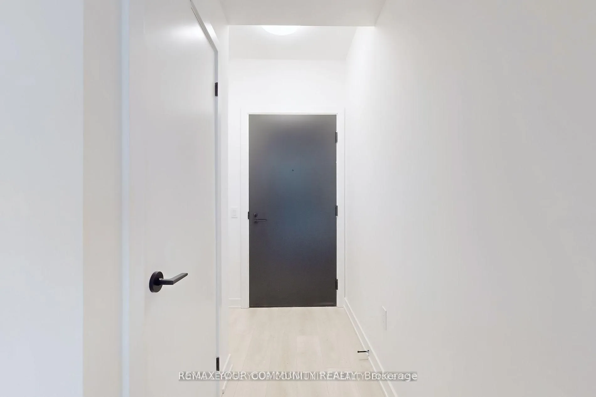 Photo 21 of Unit 1401, 117 Broadway Avenue, Toronto, Mount Pleasant West — HOMEH