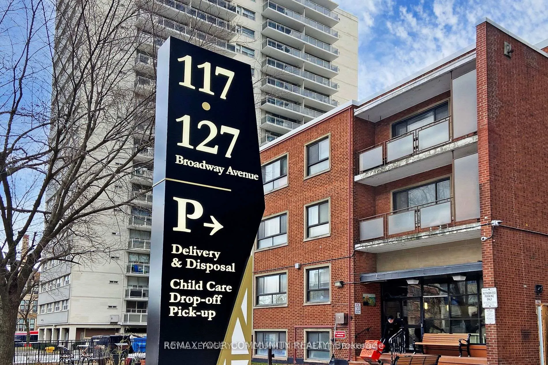 Photo 36 of Unit 1401, 117 Broadway Avenue, Toronto, Mount Pleasant West — HOMEH