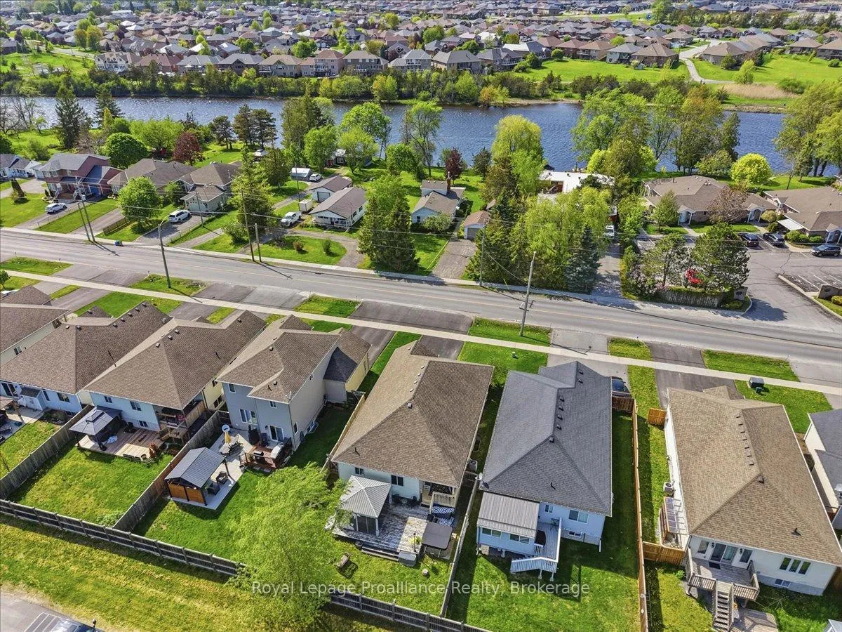 Photo 38 of 340 Cannifton Road N, Belleville, Thurlow Ward — HOMEH