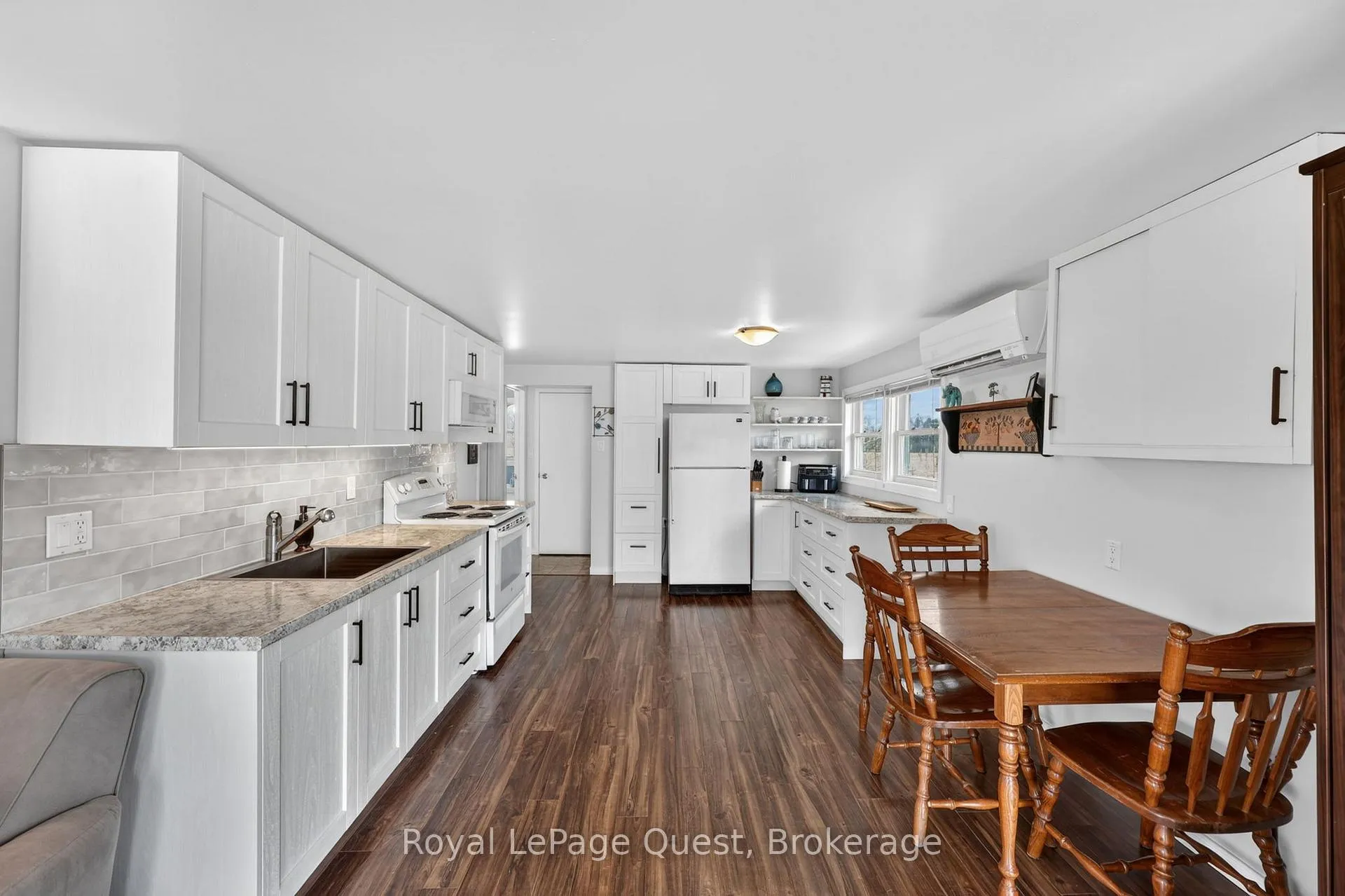 Photo 24 of 18 Goss Road, Oro-Medonte, Rural Oro-Medonte — HOMEH