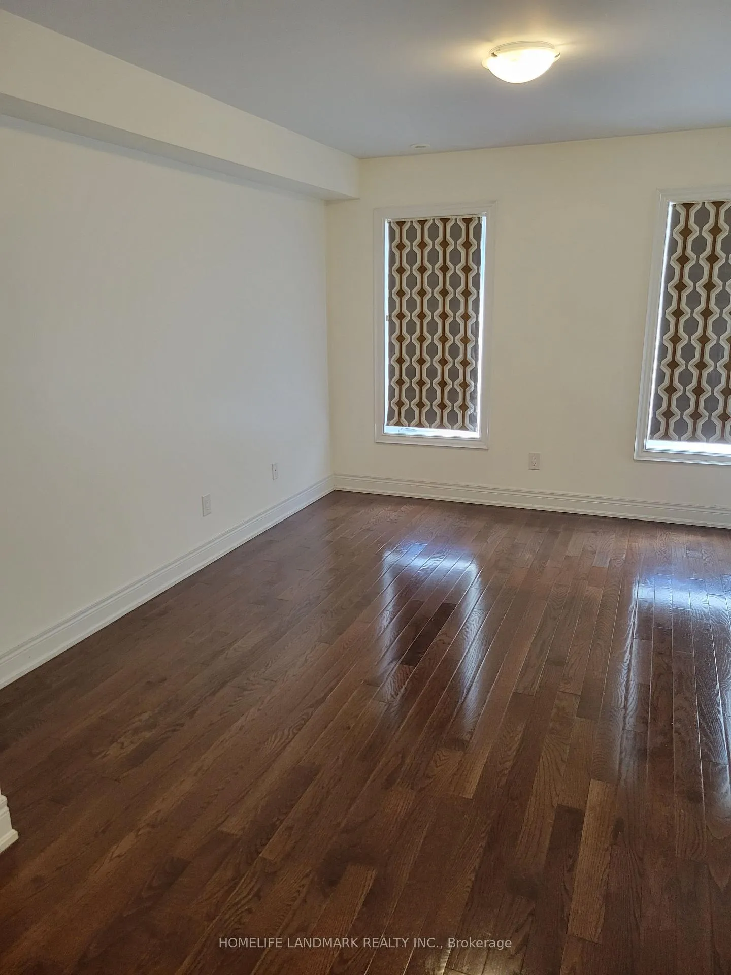 Photo 8 of Unit 4, 50 Hargrave Lane, North York, Bridle Path-Sunnybrook-York Mills — HOMEH