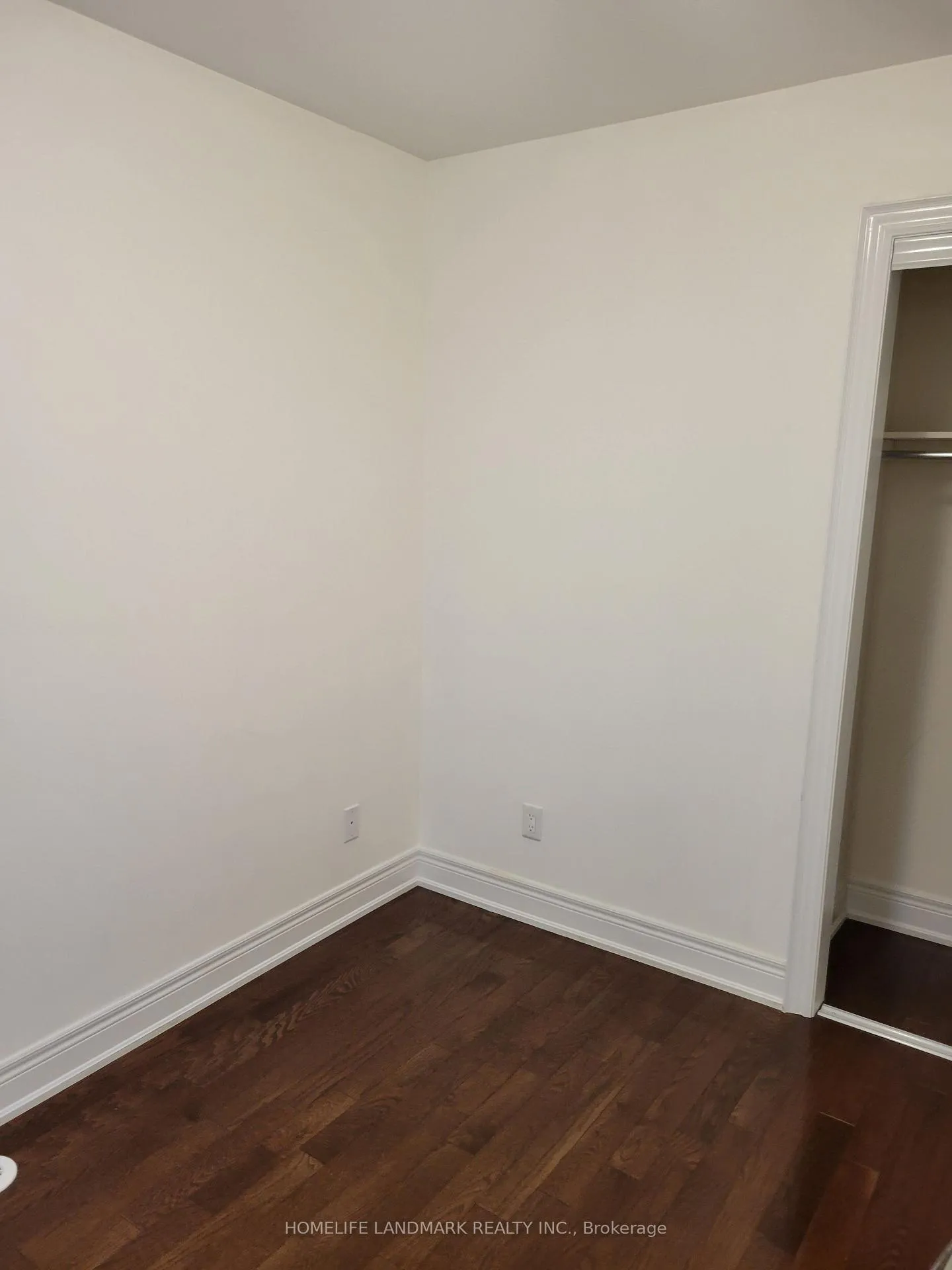 Photo 11 of Unit 4, 50 Hargrave Lane, North York, Bridle Path-Sunnybrook-York Mills — HOMEH