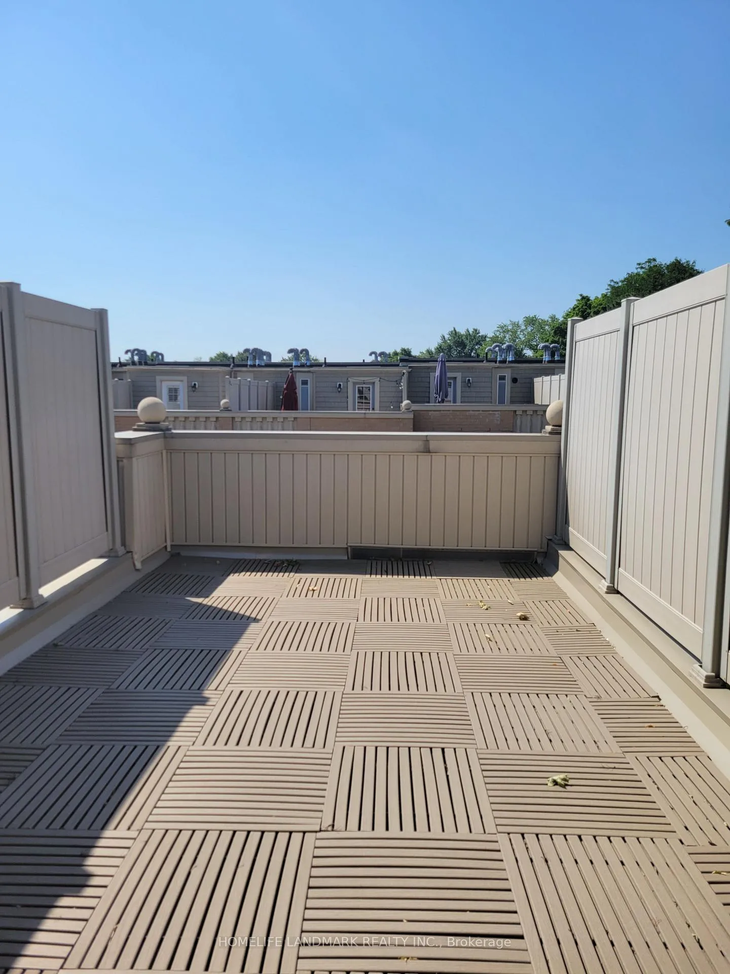 Photo 12 of Unit 4, 50 Hargrave Lane, North York, Bridle Path-Sunnybrook-York Mills — HOMEH