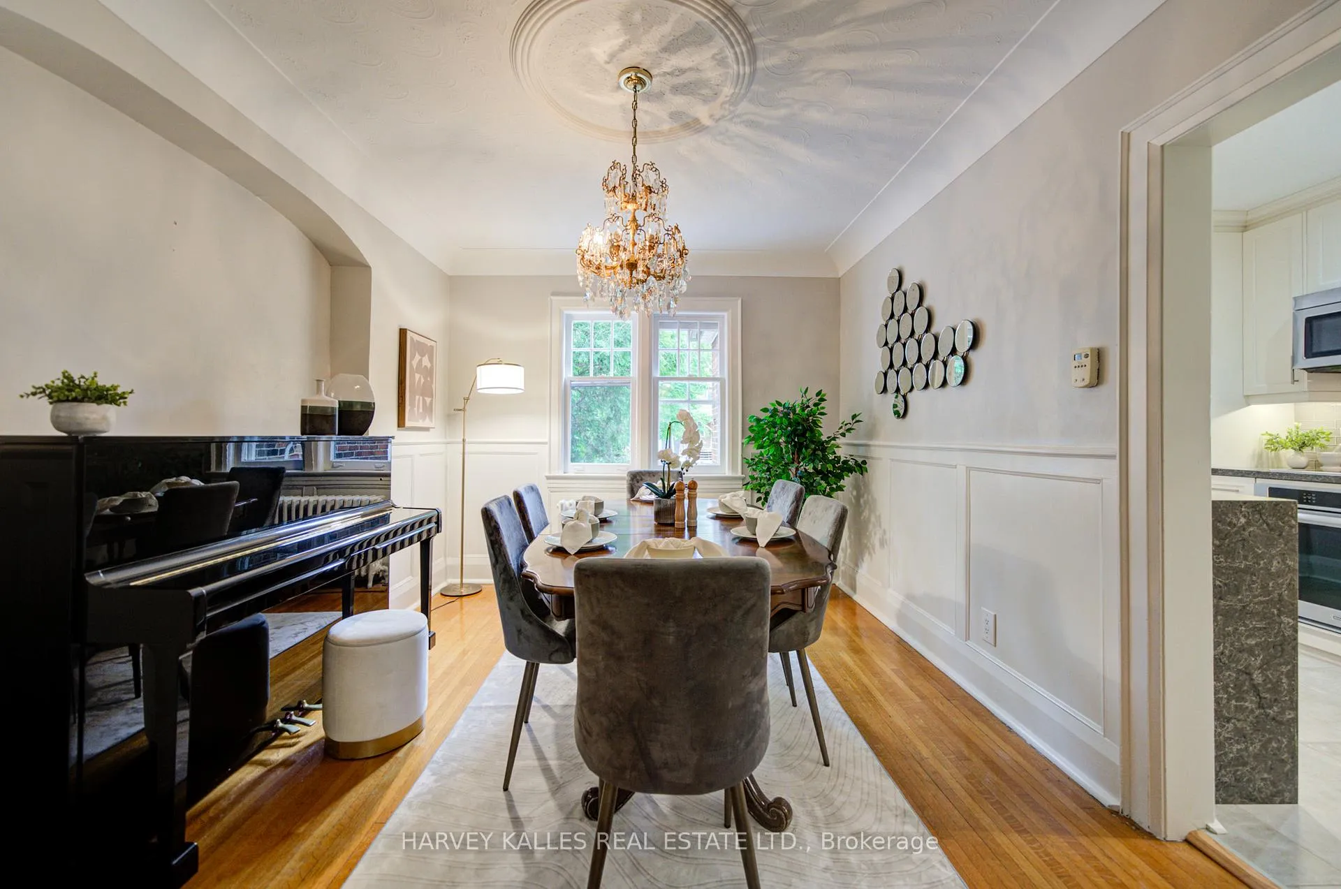 Photo 11 of 62 Roe Avenue, Toronto, Lawrence Park North — HOMEH