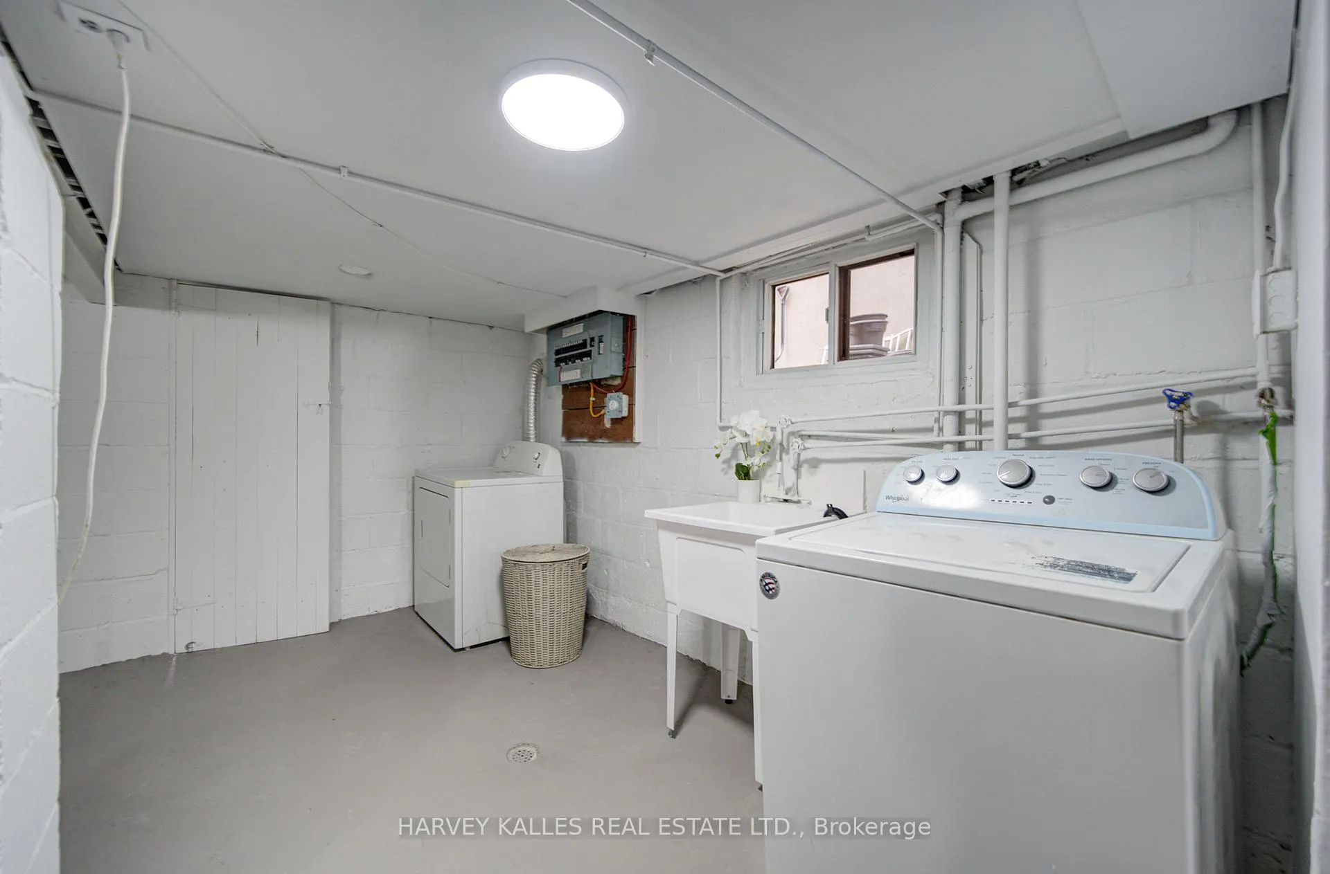 Photo 39 of 62 Roe Avenue, Toronto, Lawrence Park North — HOMEH