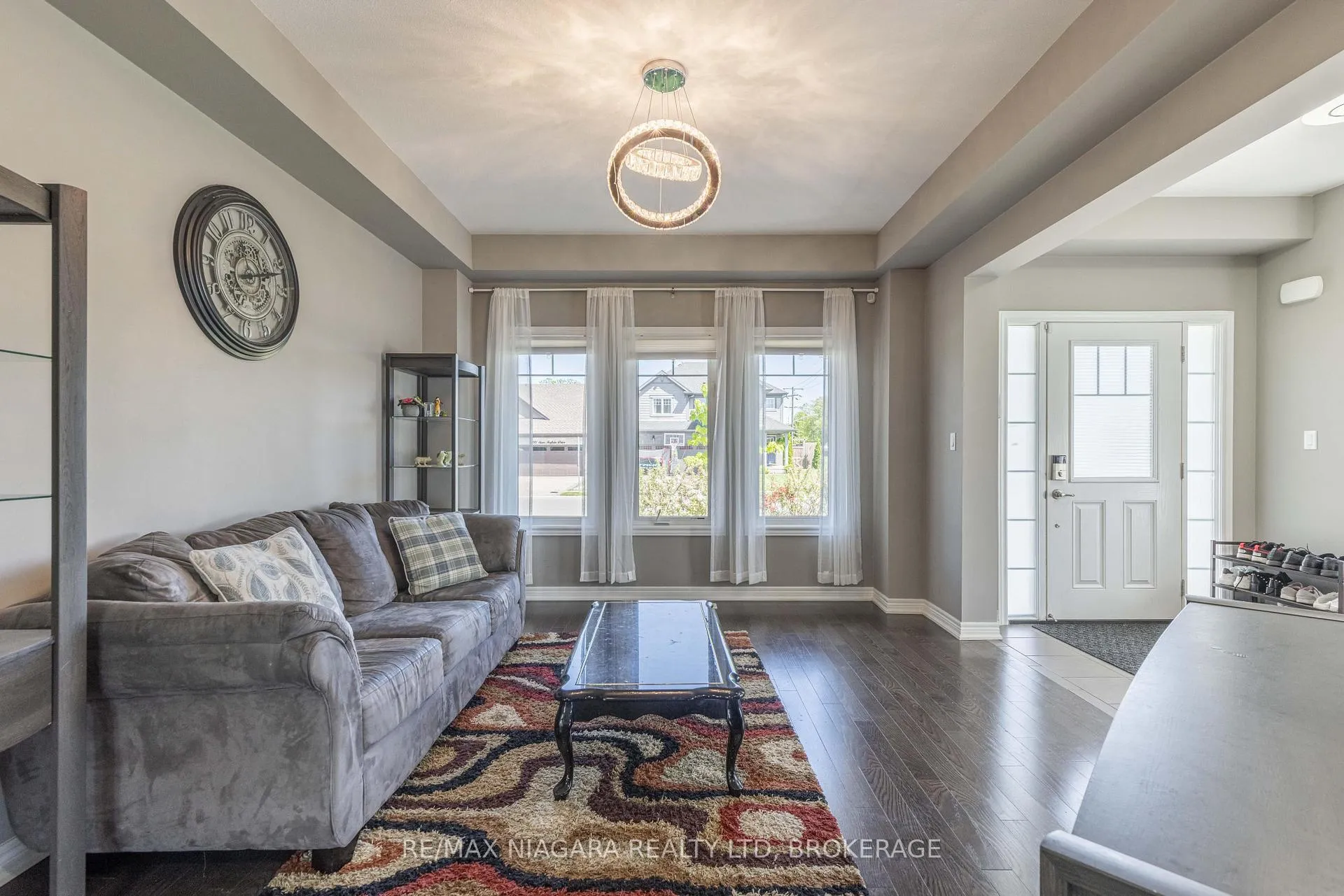 Photo 8 of 6212 Sam Iorfida Drive, Niagara Falls, Oldfield — HOMEH