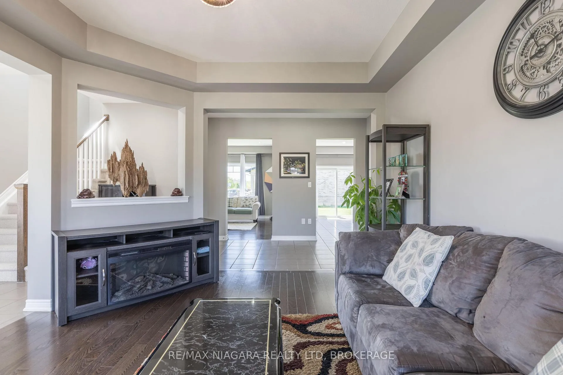 Photo 10 of 6212 Sam Iorfida Drive, Niagara Falls, Oldfield — HOMEH