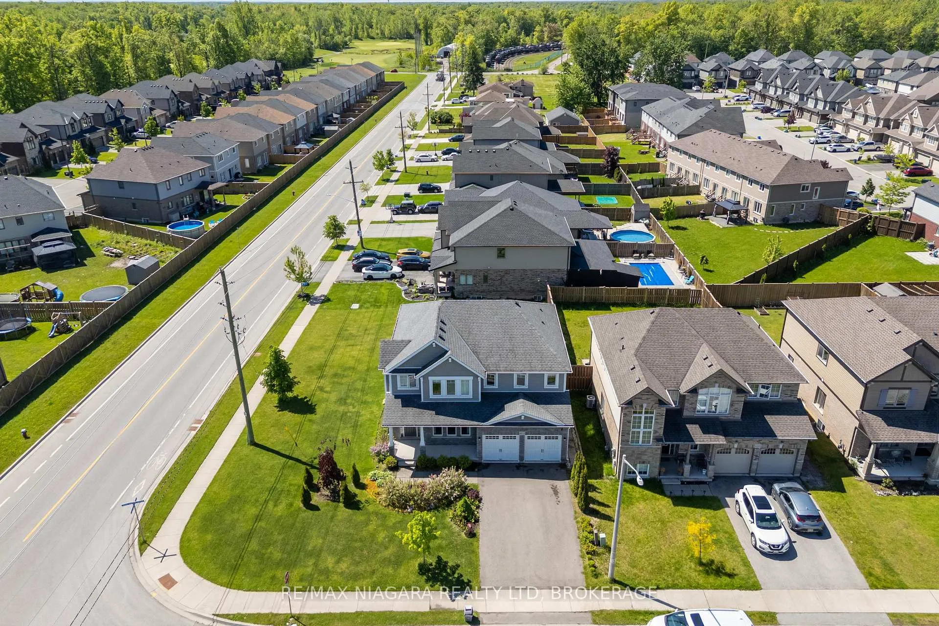 Photo 33 of 6212 Sam Iorfida Drive, Niagara Falls, Oldfield — HOMEH