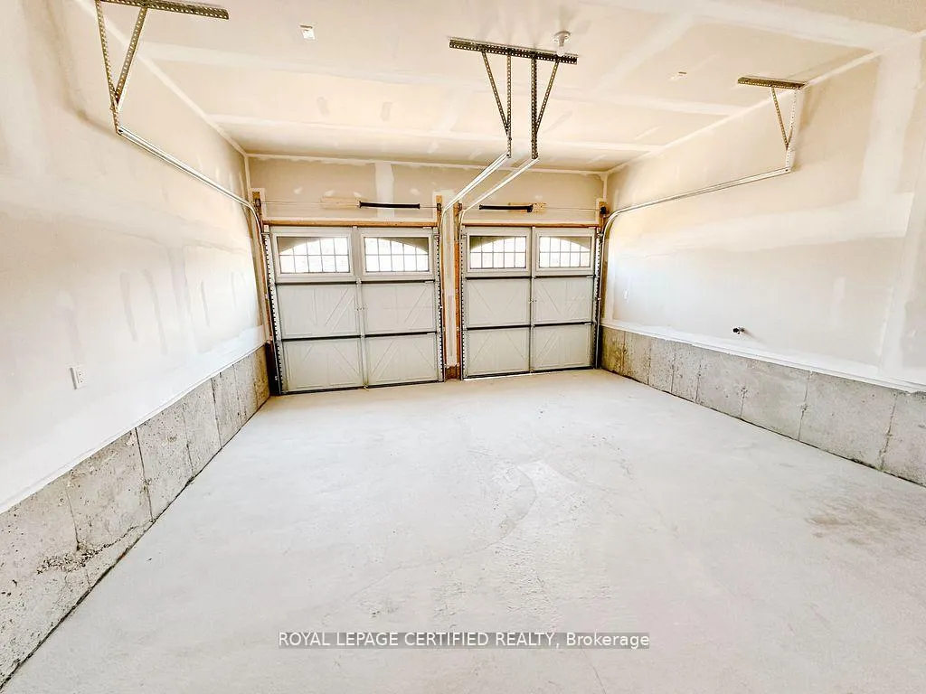 Photo 24 of 10 Baycroft Boulevard, Essa, Angus — HOMEH