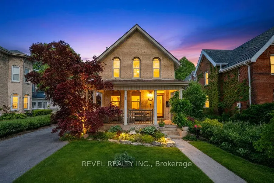 Photo 3 of 11 Chestnut Avenue, Brantford, Lansdowne — HOMEH