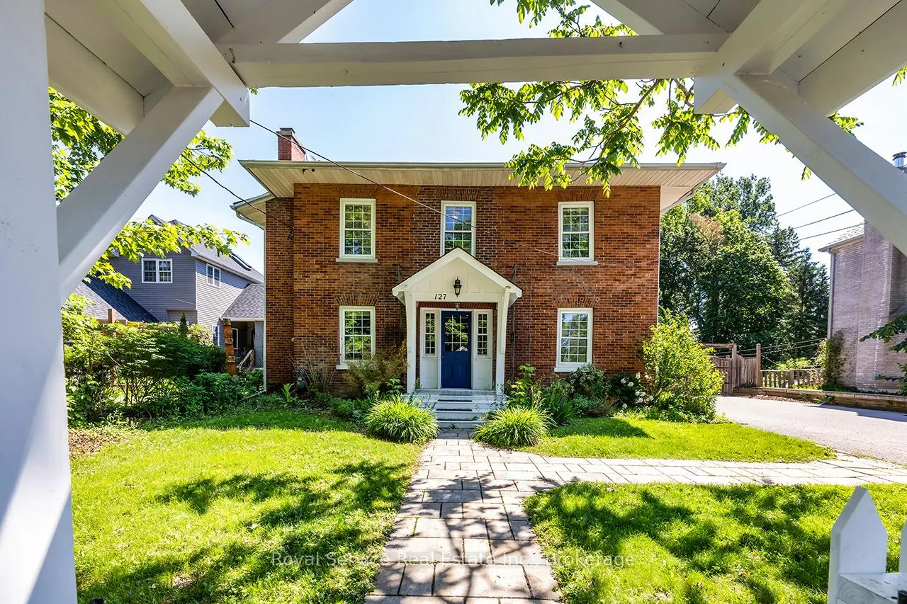 Photo 2 of 127 Beaver Street S, Clarington, Newcastle — HOMEH