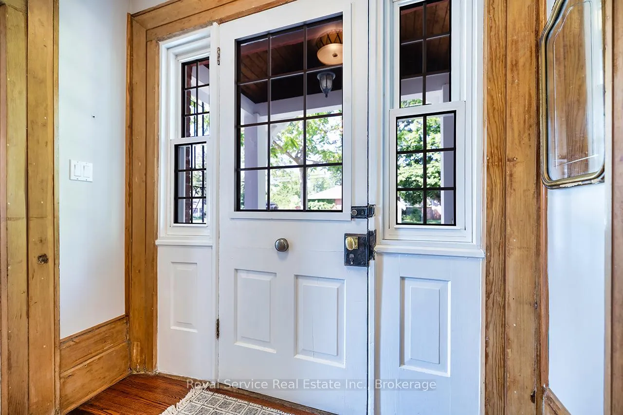 Photo 4 of 127 Beaver Street S, Clarington, Newcastle — HOMEH