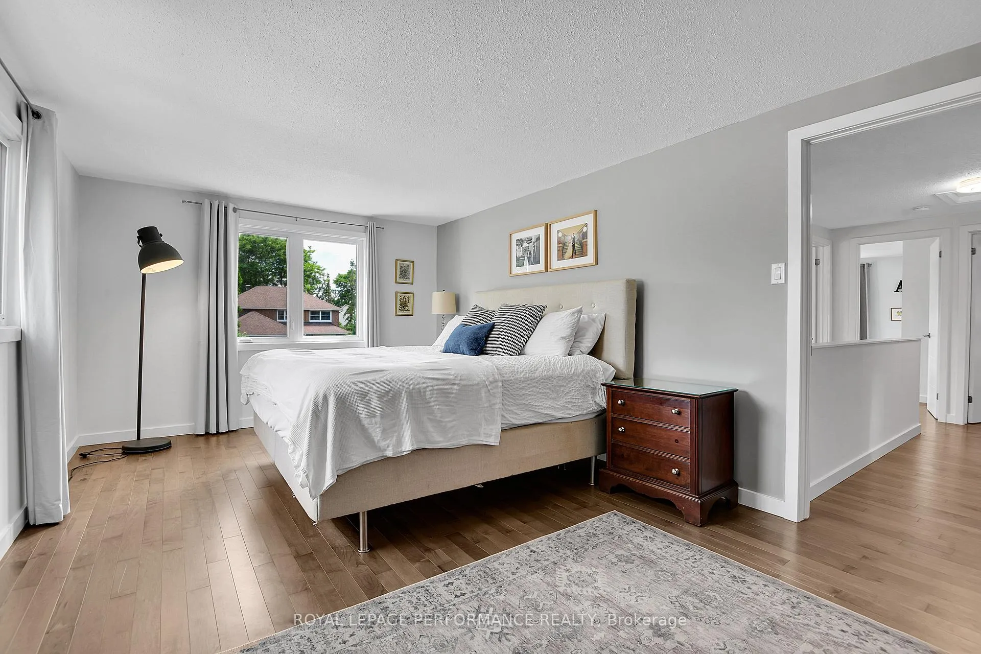 Photo 19 of 69 Hawk Crescent, Ottawa, Hunt Club/Western Community — HOMEH