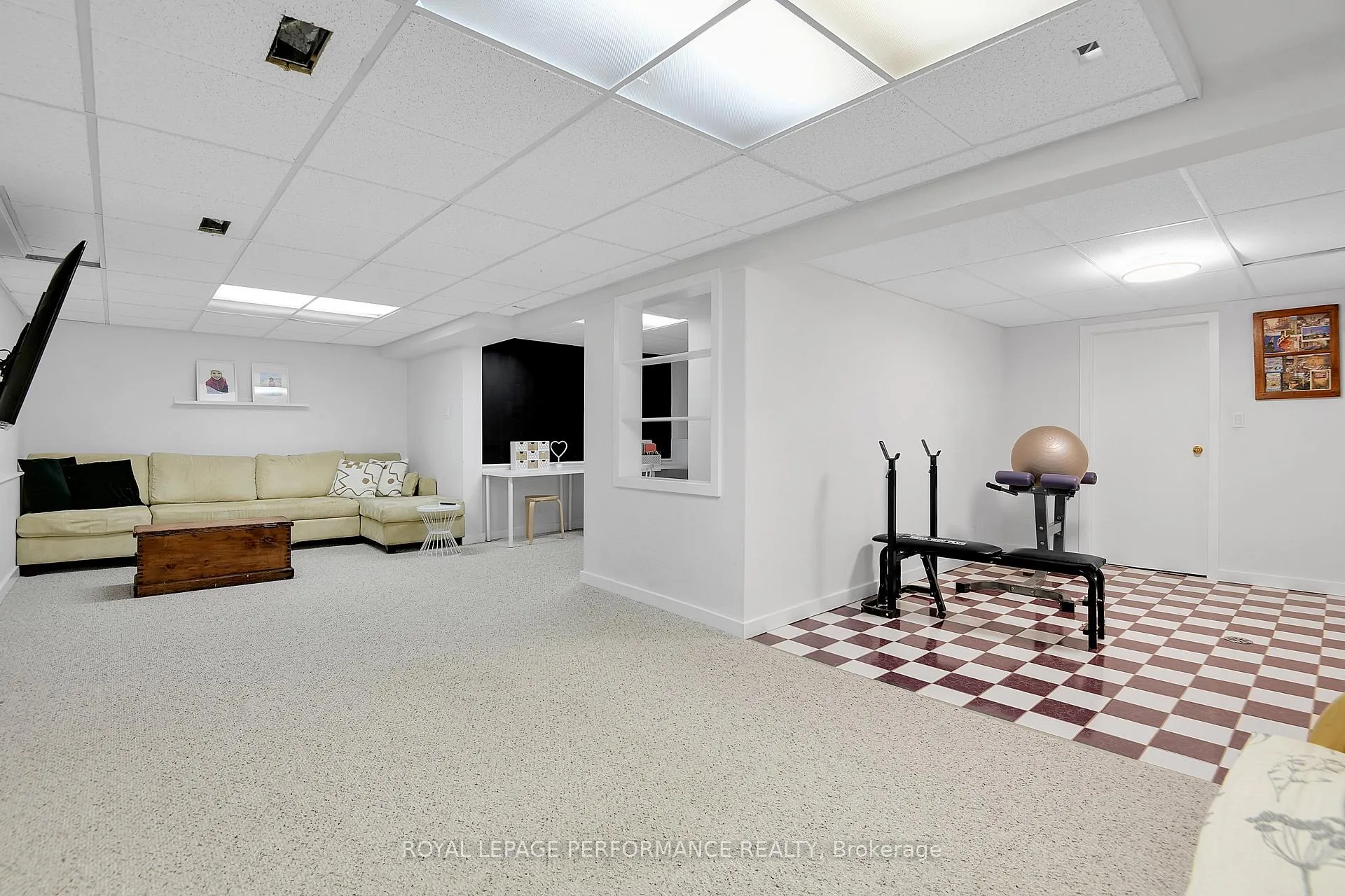 Photo 27 of 69 Hawk Crescent, Ottawa, Hunt Club/Western Community — HOMEH