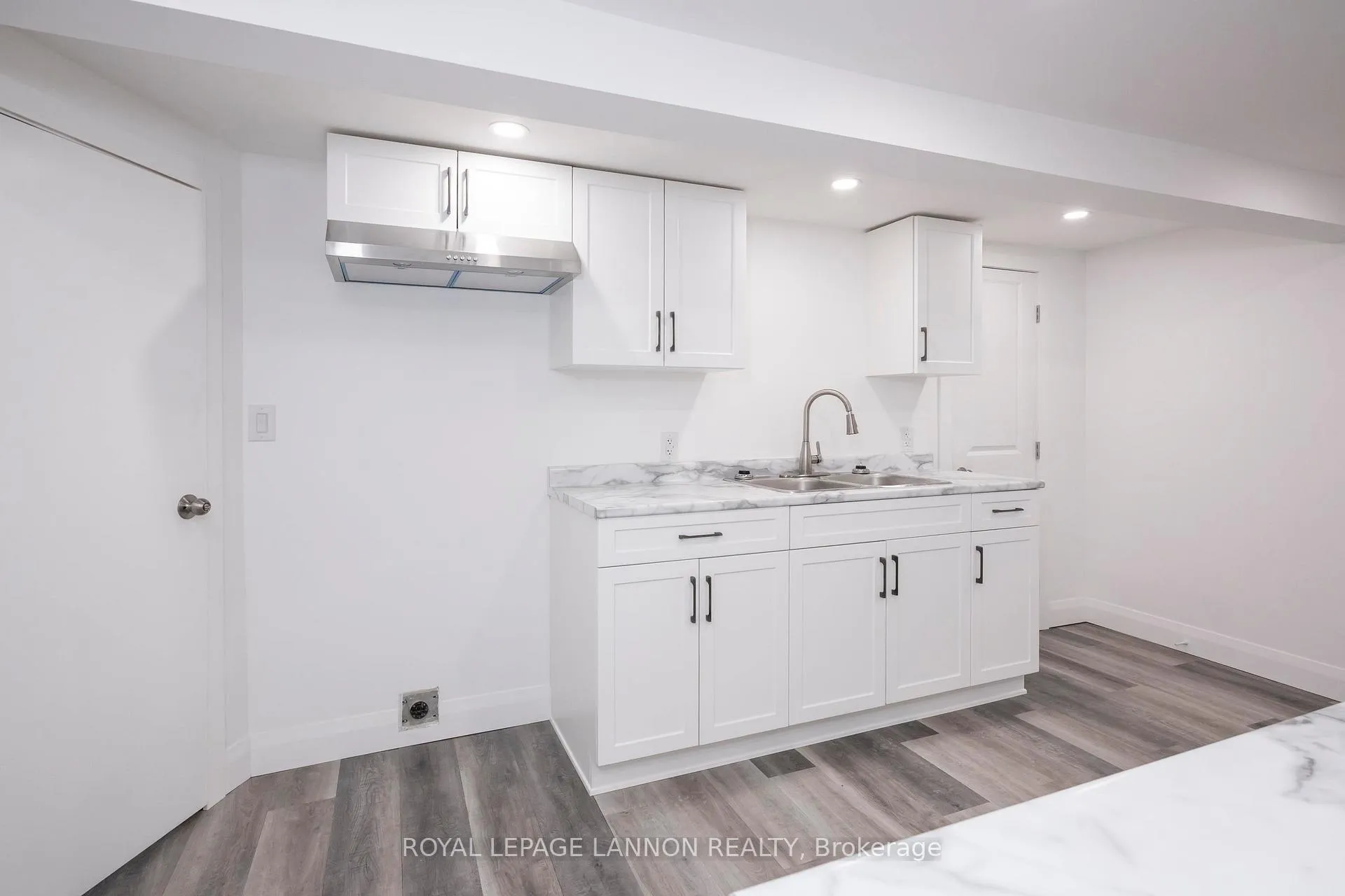Photo 27 of 335 Vickers Street N, Thunder Bay, McKeller Park — HOMEH