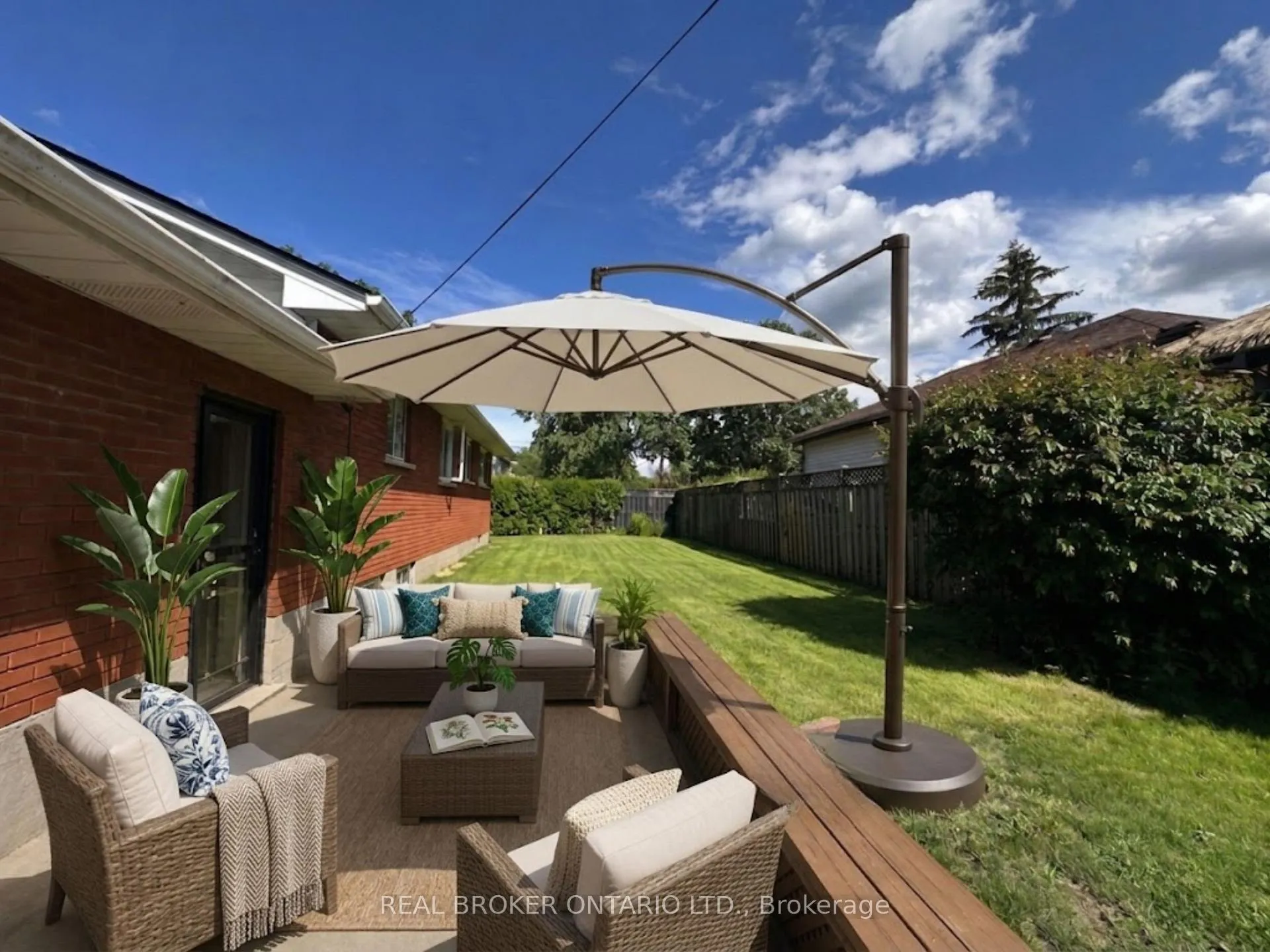Photo 13 of 67 Lakeside Drive, Grimsby, Grimsby Beach — HOMEH
