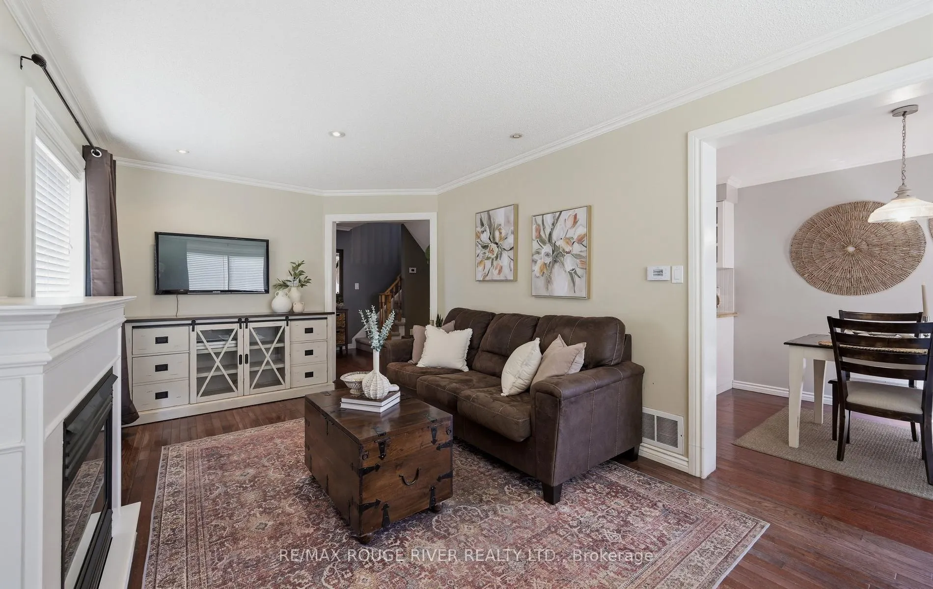 Photo 11 of 452 Nottingham Crescent, Oshawa, Eastdale — HOMEH