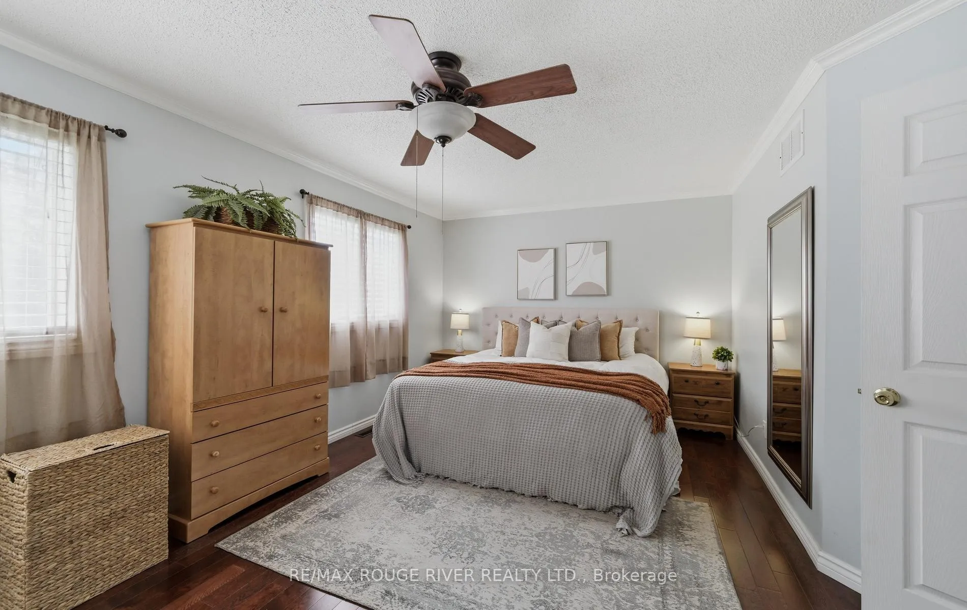 Photo 20 of 452 Nottingham Crescent, Oshawa, Eastdale — HOMEH