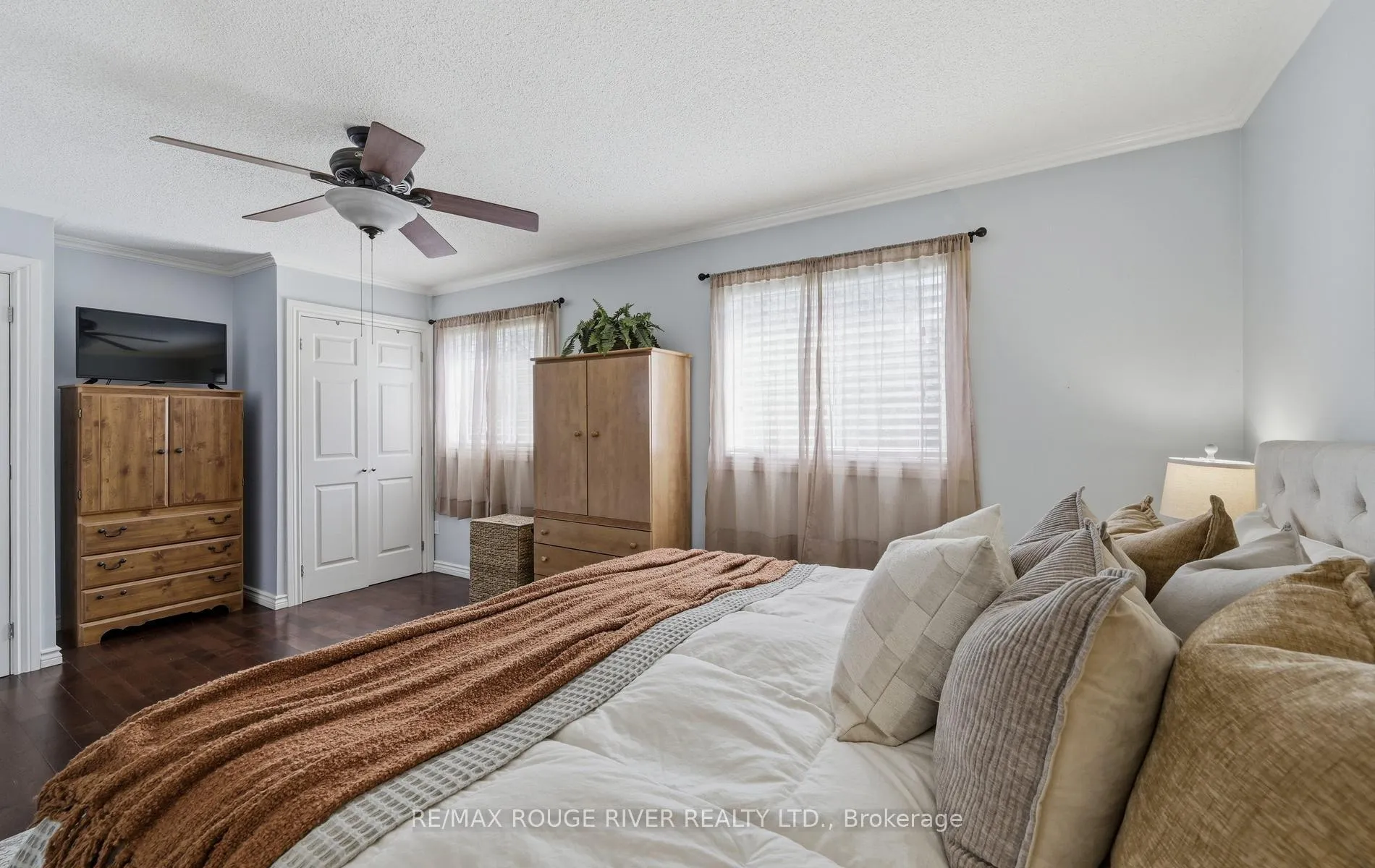 Photo 21 of 452 Nottingham Crescent, Oshawa, Eastdale — HOMEH