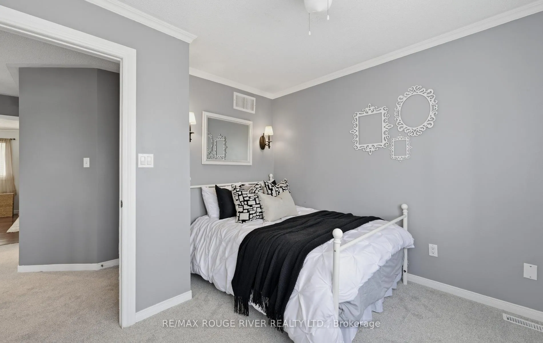 Photo 25 of 452 Nottingham Crescent, Oshawa, Eastdale — HOMEH