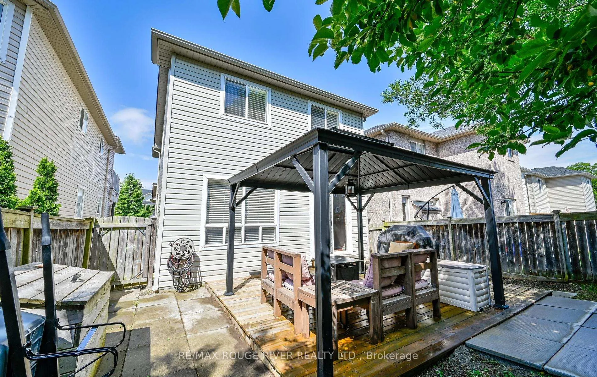 Photo 38 of 452 Nottingham Crescent, Oshawa, Eastdale — HOMEH