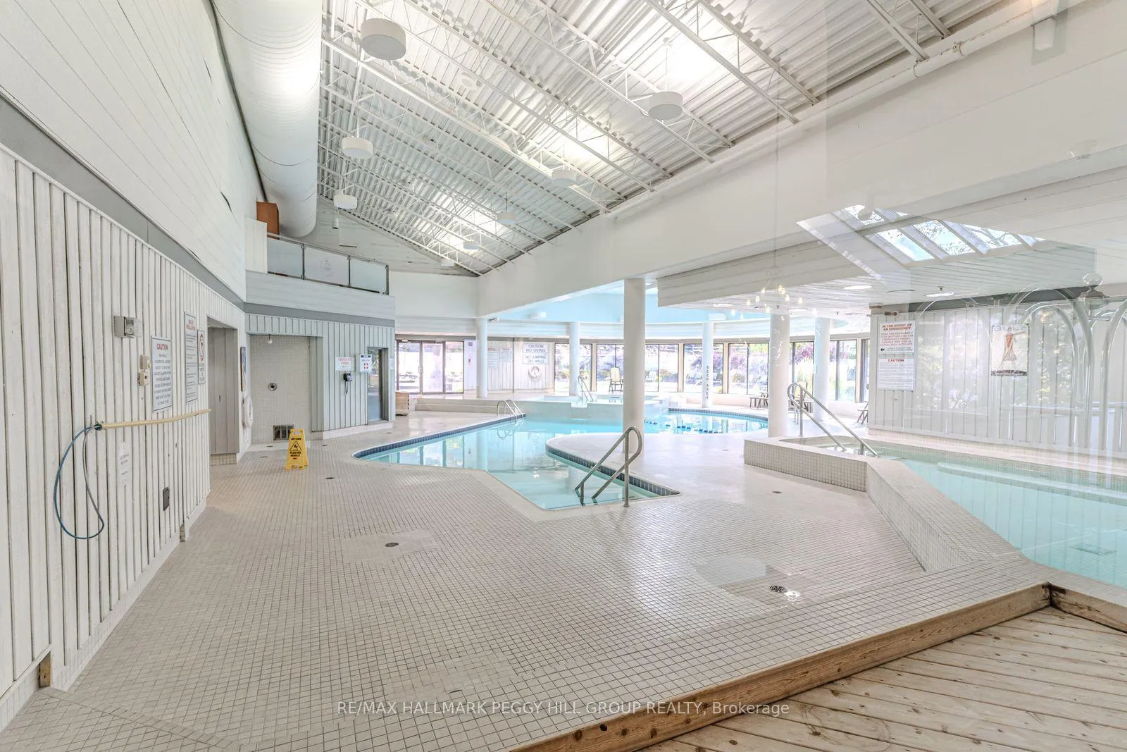 Photo 13 of Unit 217, 40 Horseshoe Boulevard, Oro-Medonte, Horseshoe Valley — HOMEH