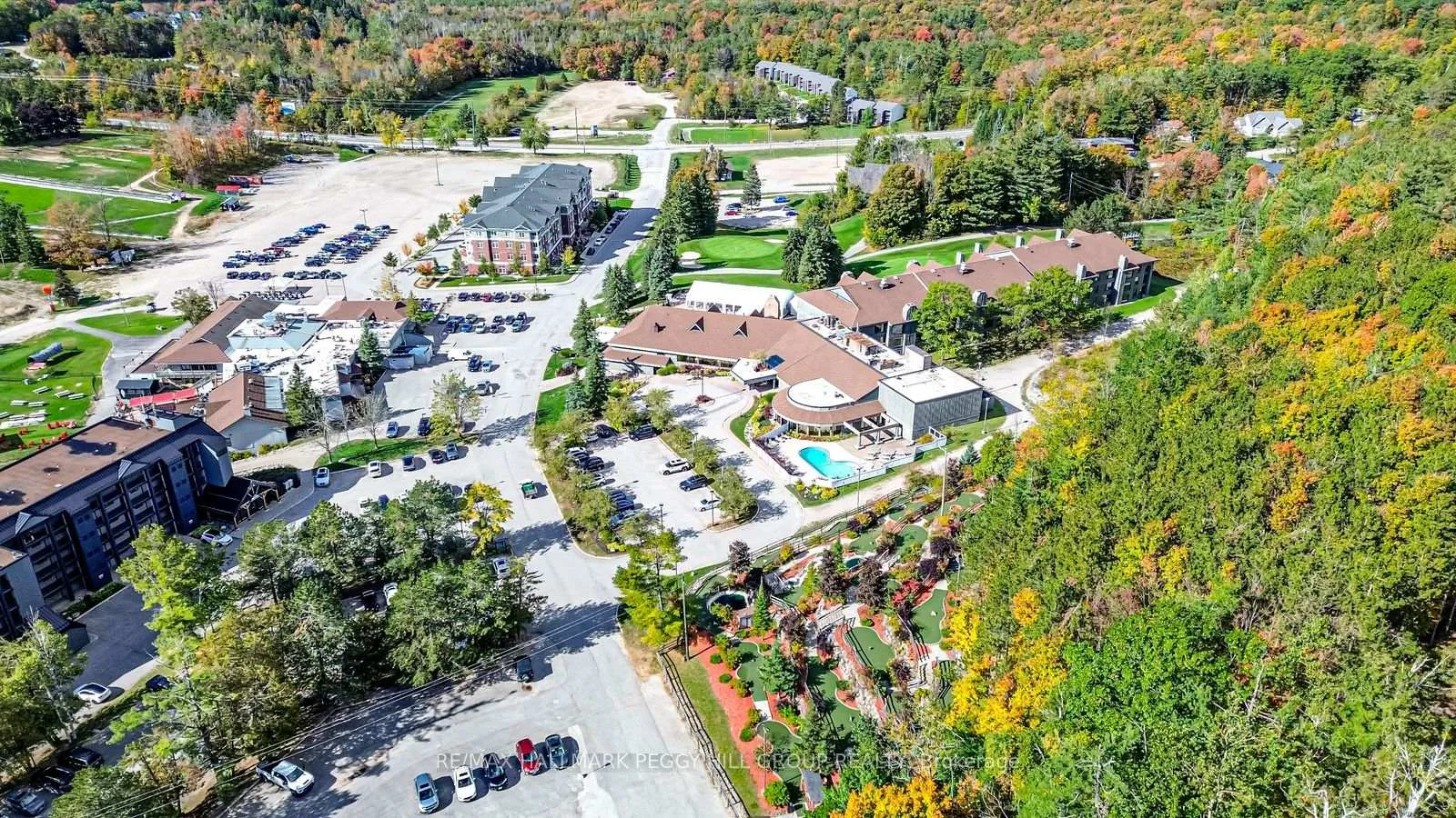 Photo 16 of Unit 217, 40 Horseshoe Boulevard, Oro-Medonte, Horseshoe Valley — HOMEH